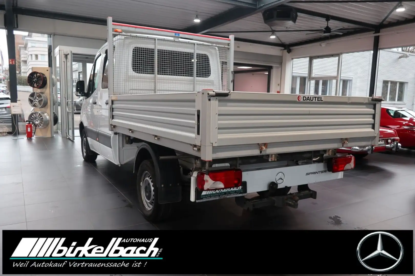 Mercedes-Benz Sprinter 317 DoKa Pritsche 3 Seiten Kipper Weiß - 2