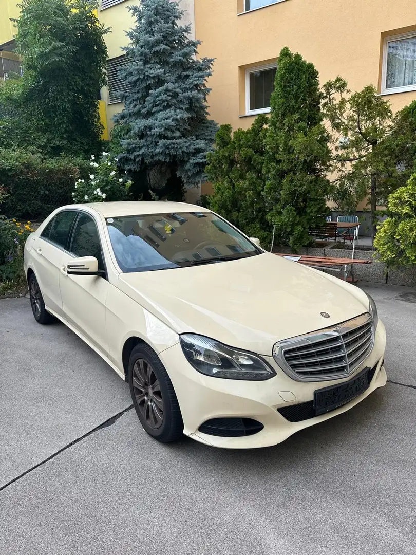 Mercedes-Benz E 200 BlueTEC 7G-TRONIC - 1