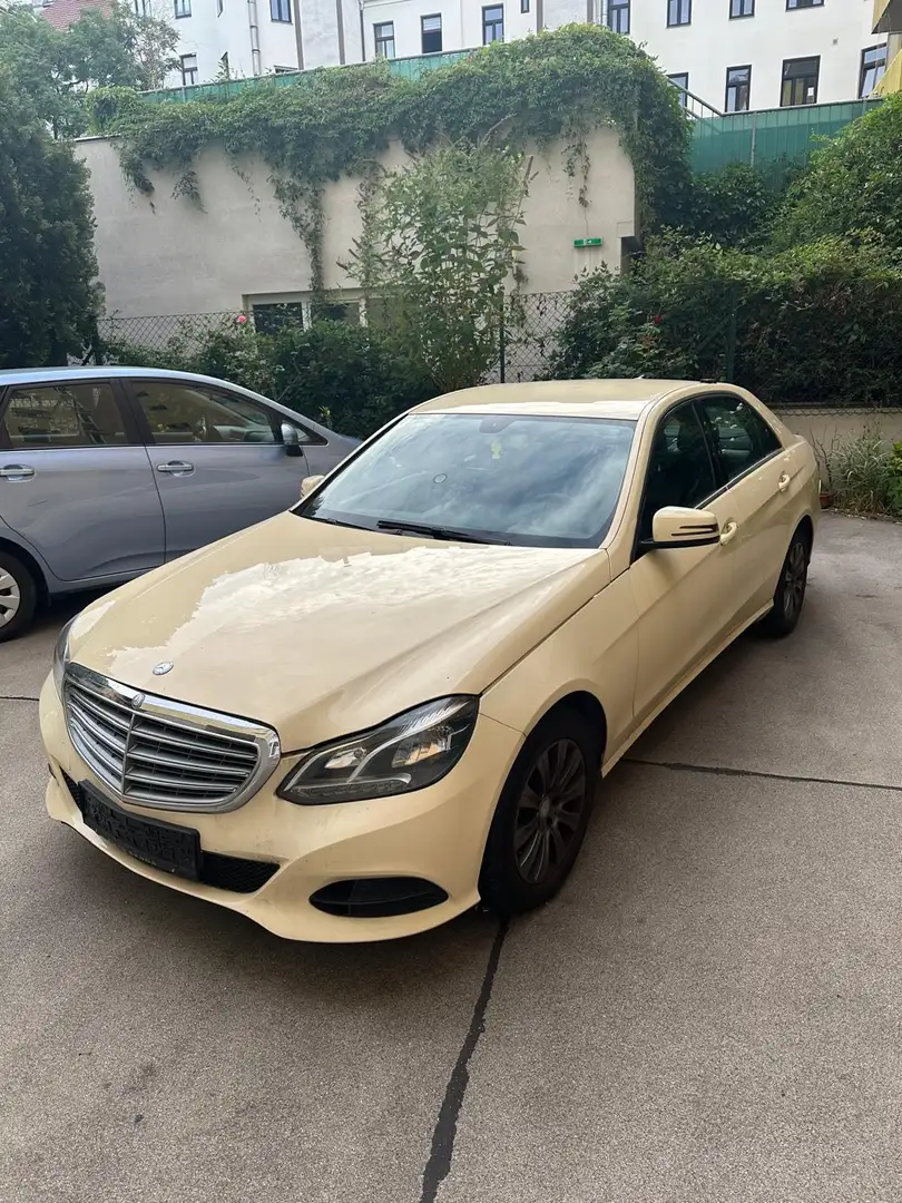 Mercedes-Benz E 200 BlueTEC 7G-TRONIC - 2