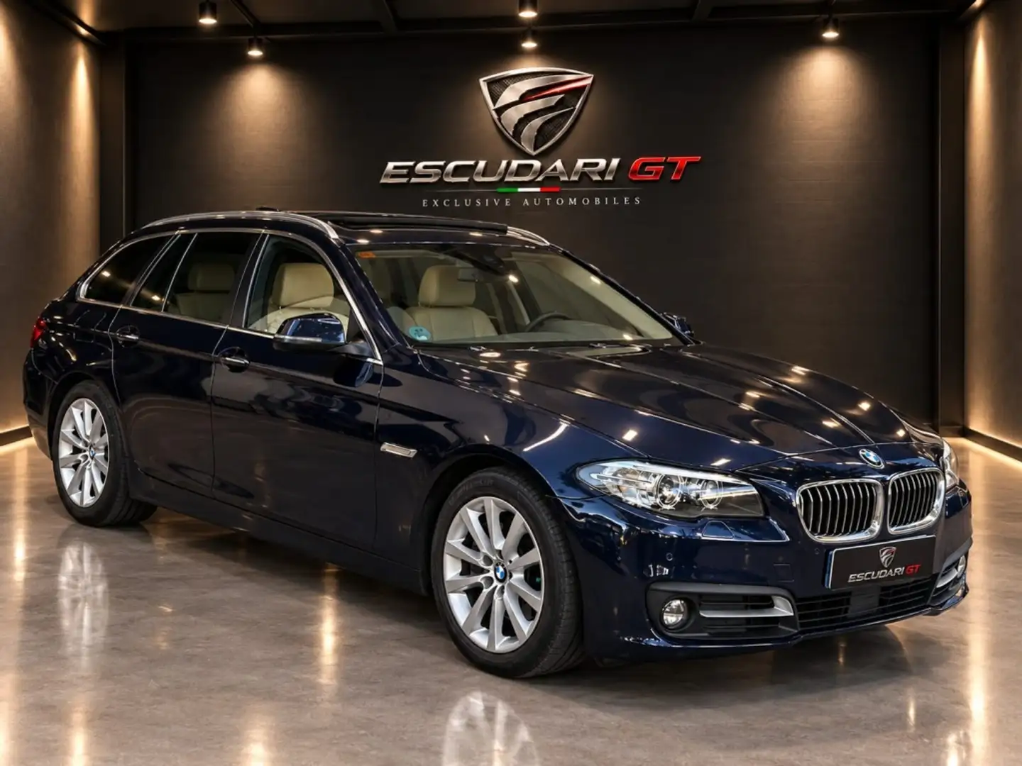 BMW 530 530dA Touring xDrive Azul - 1