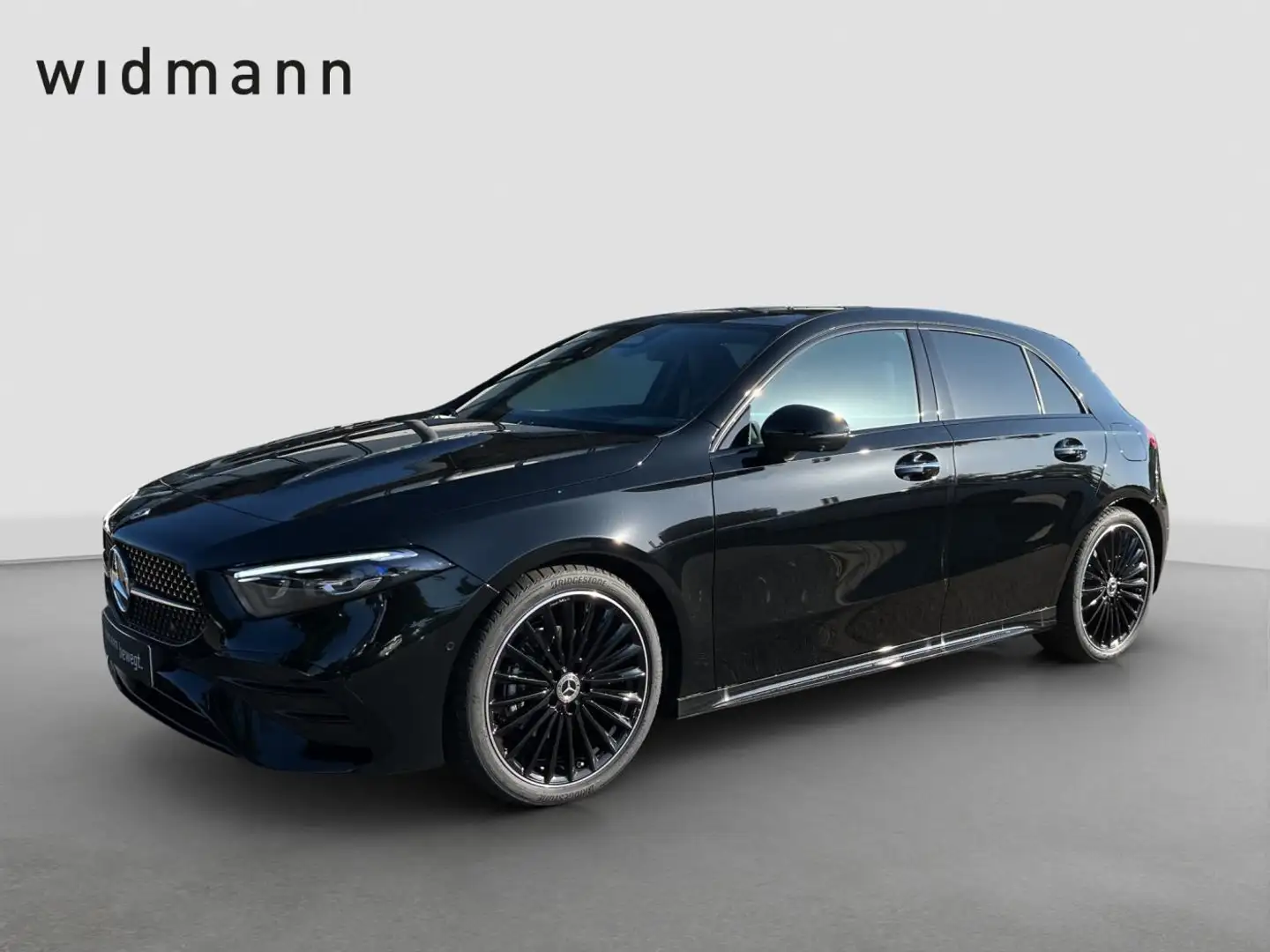 Mercedes-Benz A 200 AMG-Line*Multibeam*360*Pano*Night*Winter-P Zwart - 1