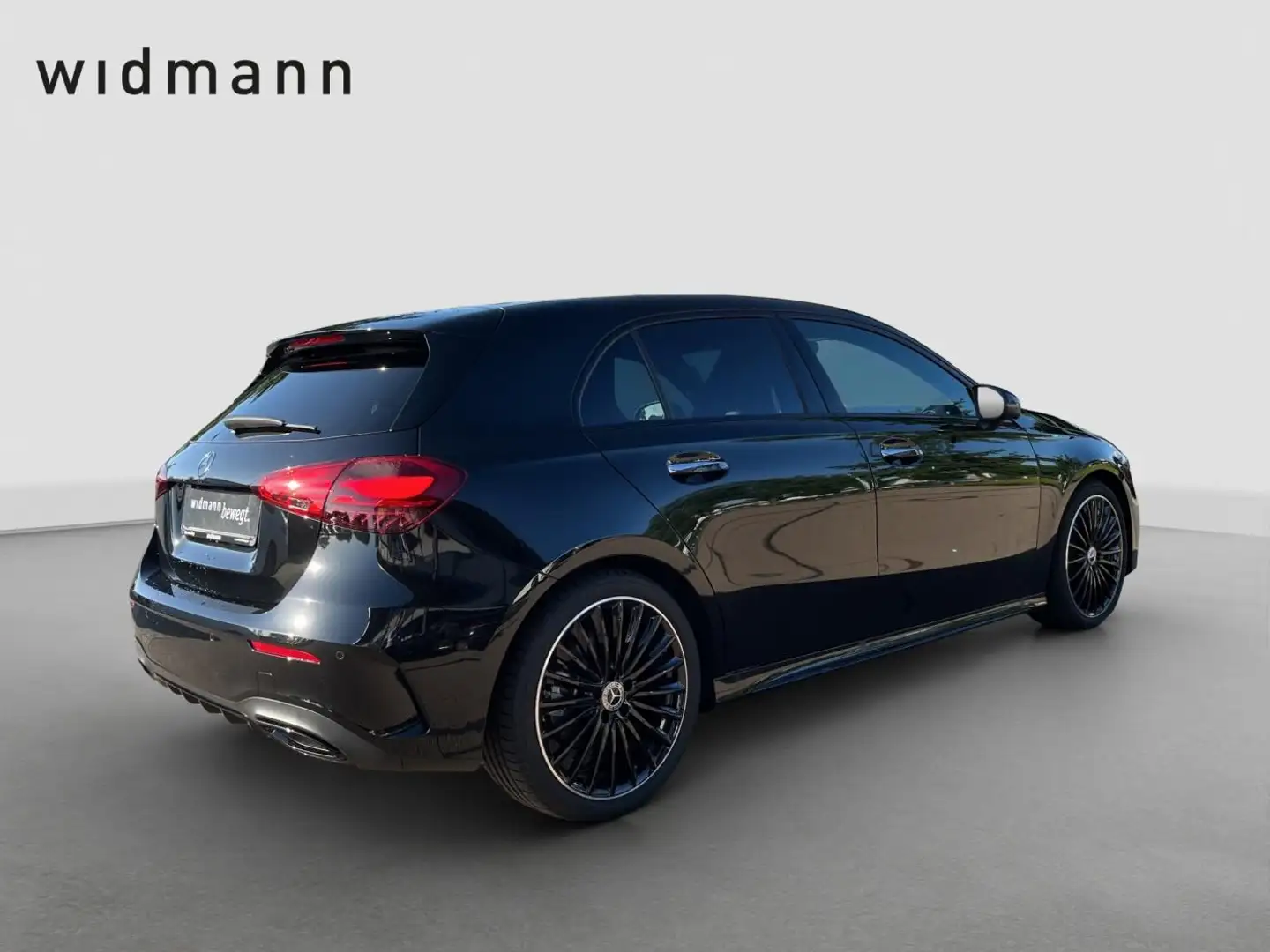 Mercedes-Benz A 200 AMG-Line*Multibeam*360*Pano*Night*Winter-P Zwart - 2