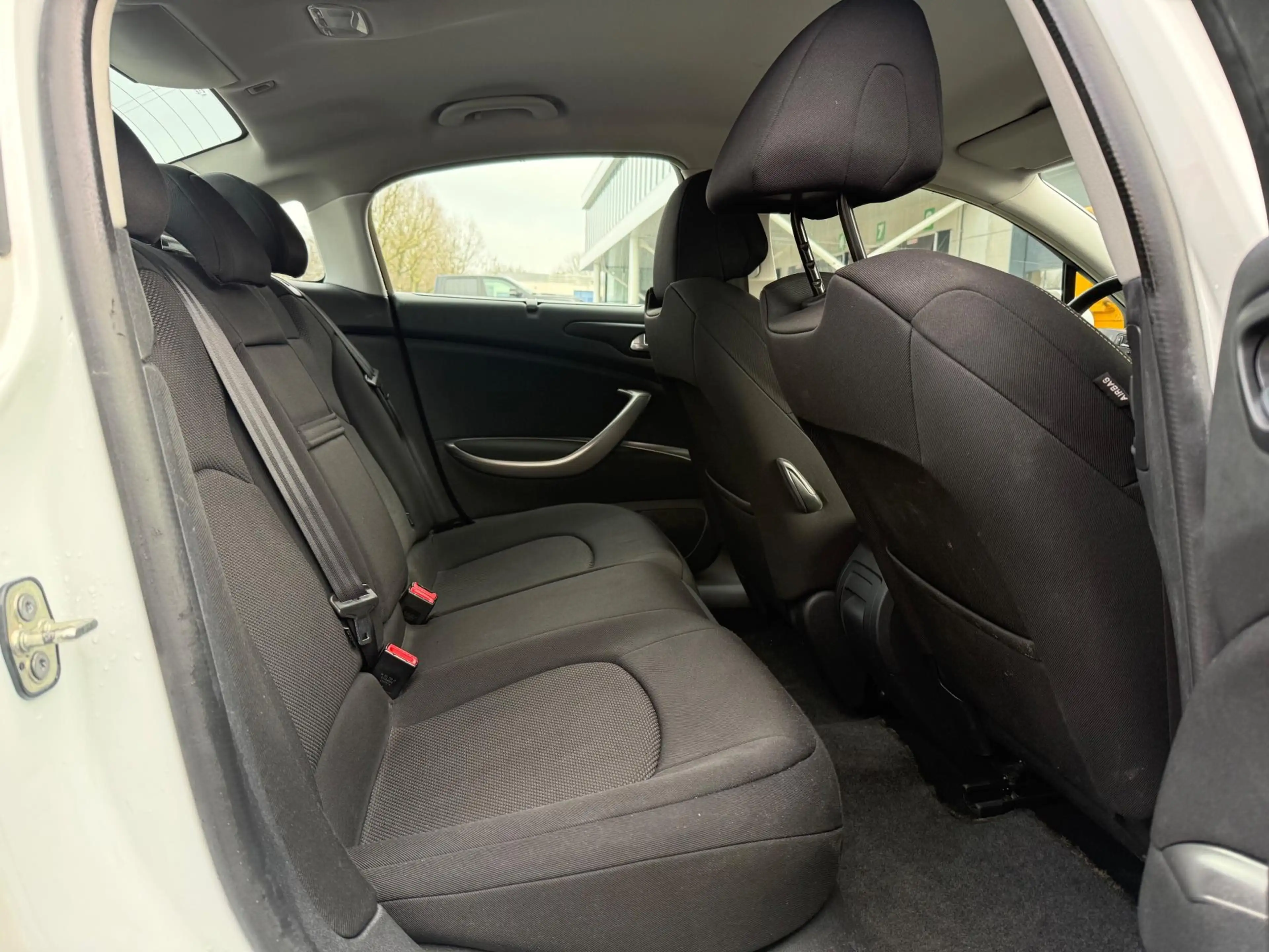 Citroen C5 1.6 THP FACELIFT LED/CLIMA/NAVIGATIE! NETTE STAAT! — photo 9