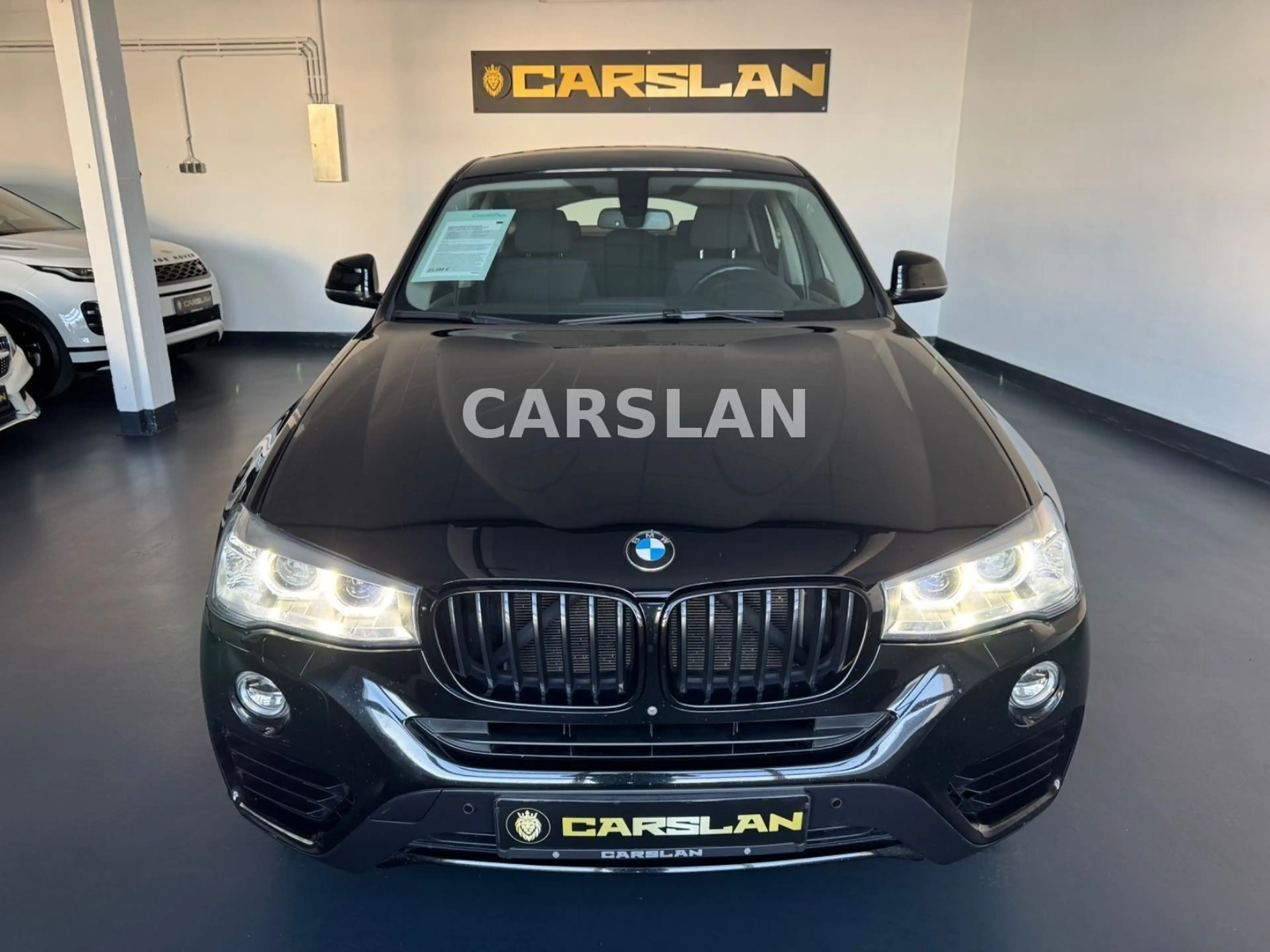 BMW X4 xDrive 28i ADVANTAGE 20"+2.HND+LED+NAVI+R.KAM — photo 3
