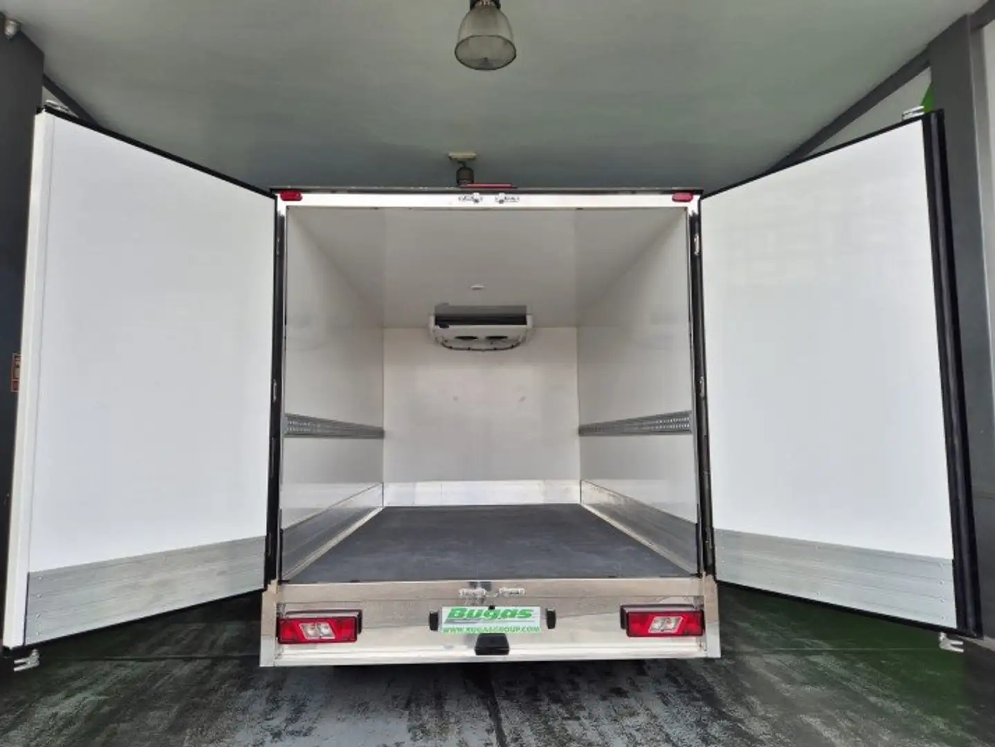 Ford Transit FORD FT350 2.0 ECO BLUE 170 CV CAJA FRIGOR Blanco - 2