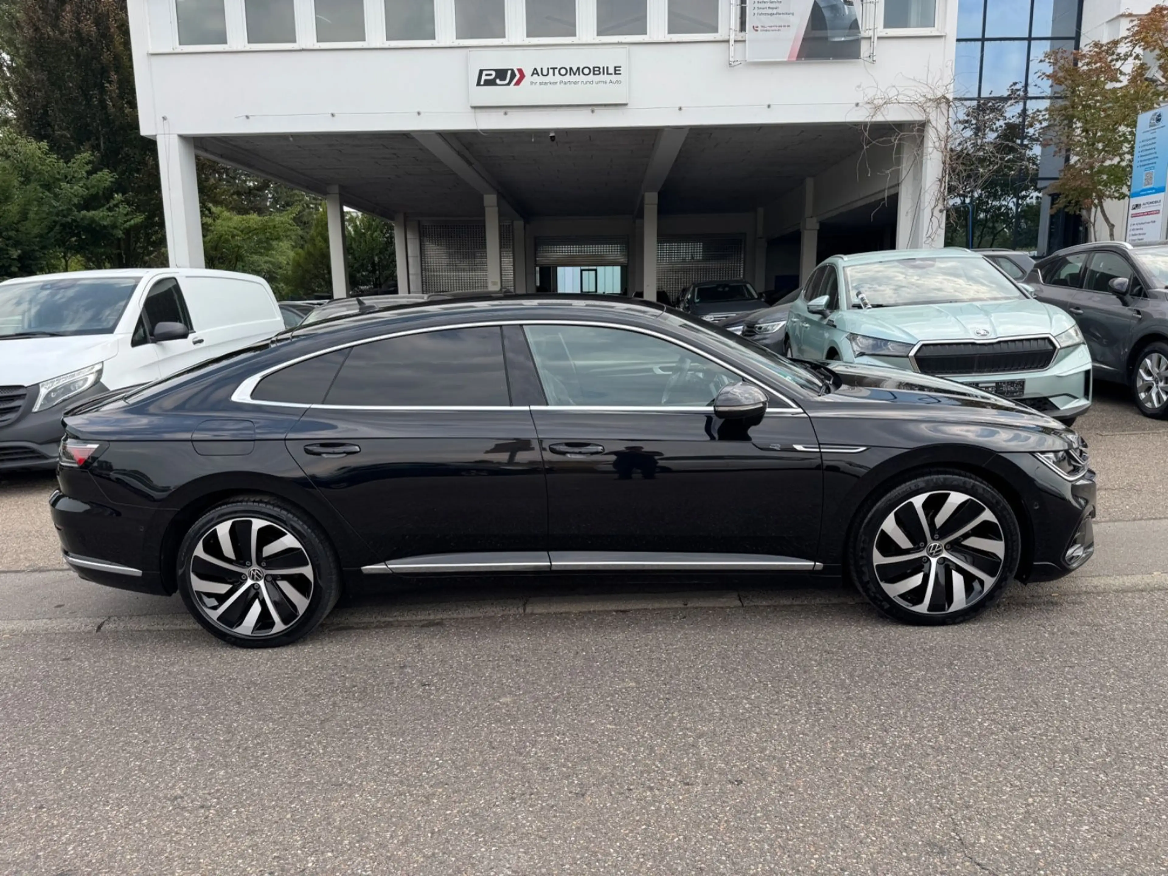 Volkswagen Arteon 2.0 TDI R-Line Navi LED Kamera ACC AHK 1. — photo 7