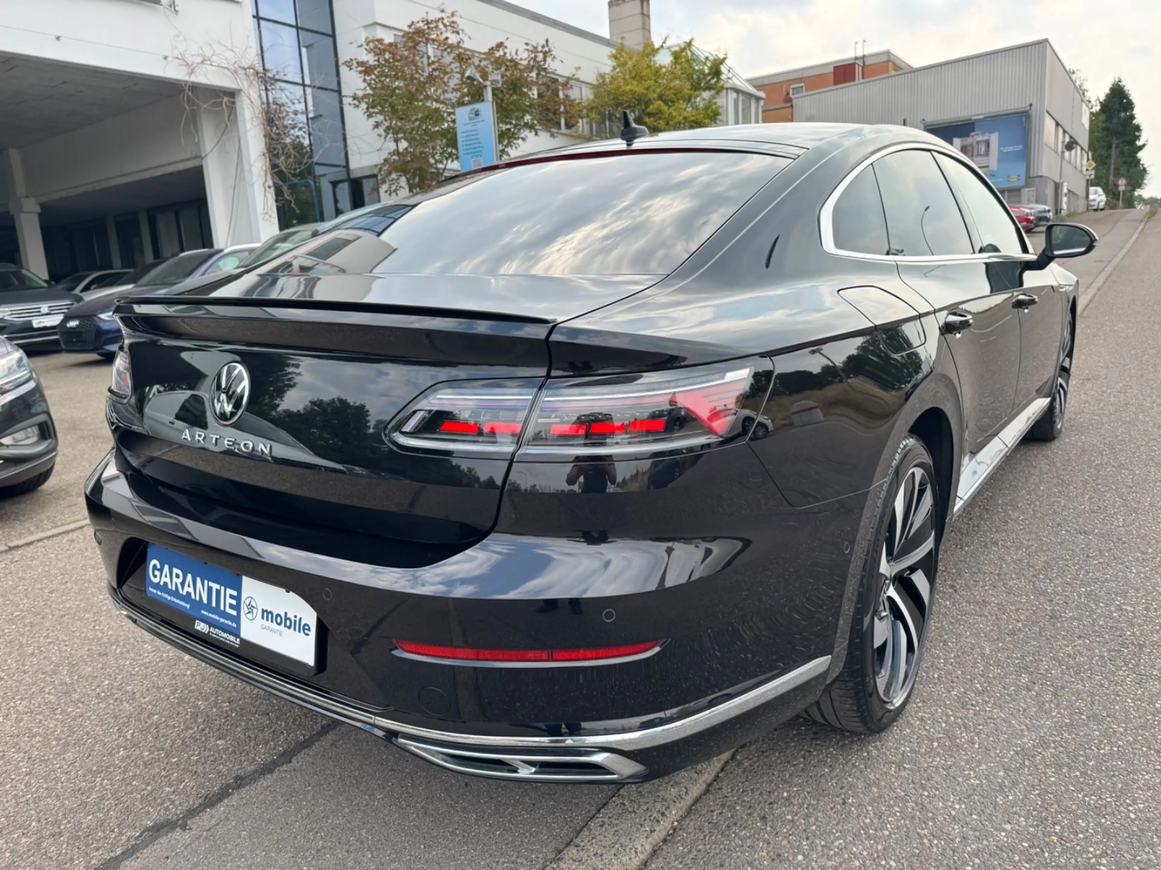 Volkswagen Arteon 2.0 TDI R-Line Navi LED Kamera ACC AHK 1. — photo 6