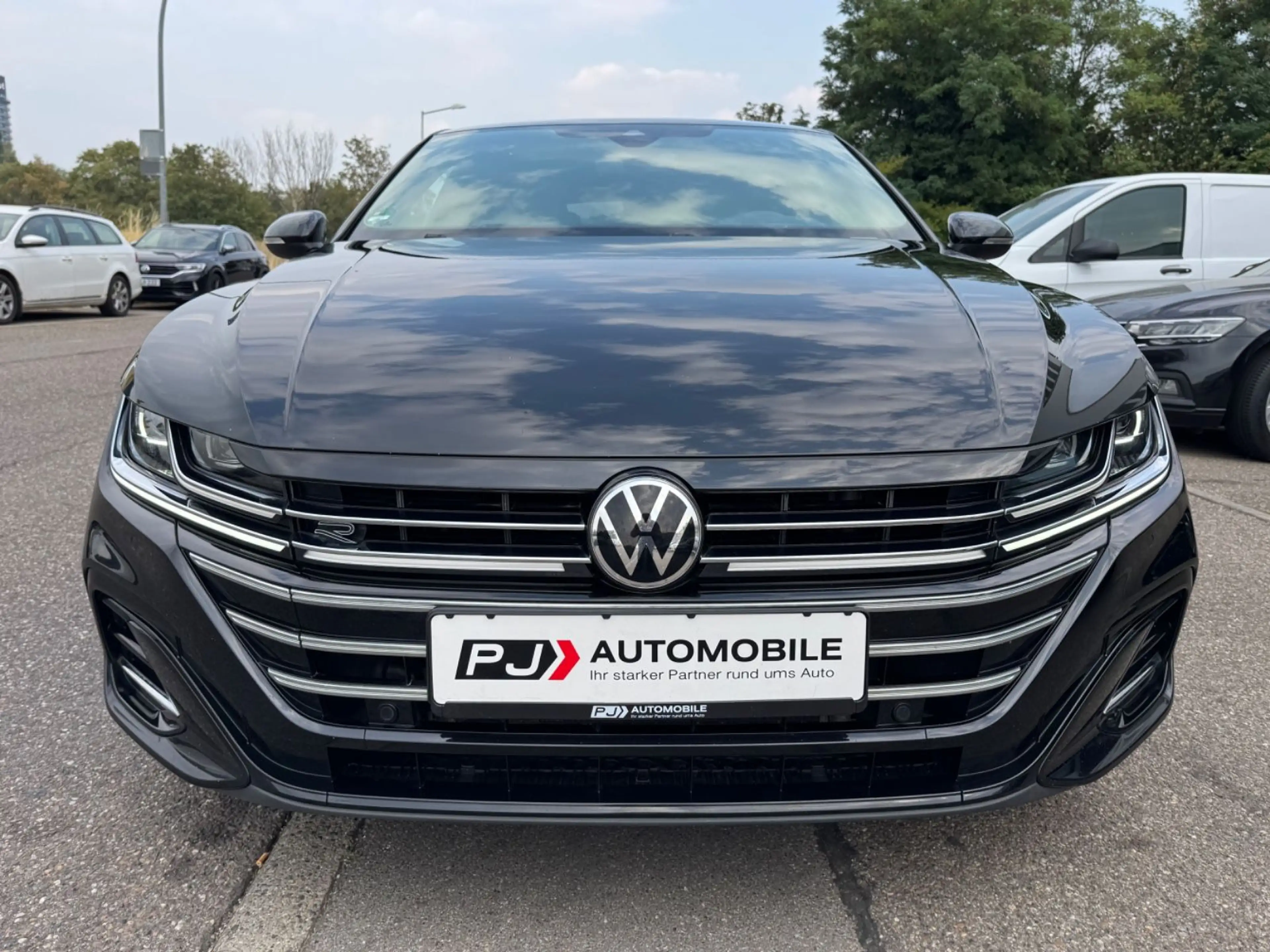 Volkswagen Arteon 2.0 TDI R-Line Navi LED Kamera ACC AHK 1. — photo 9