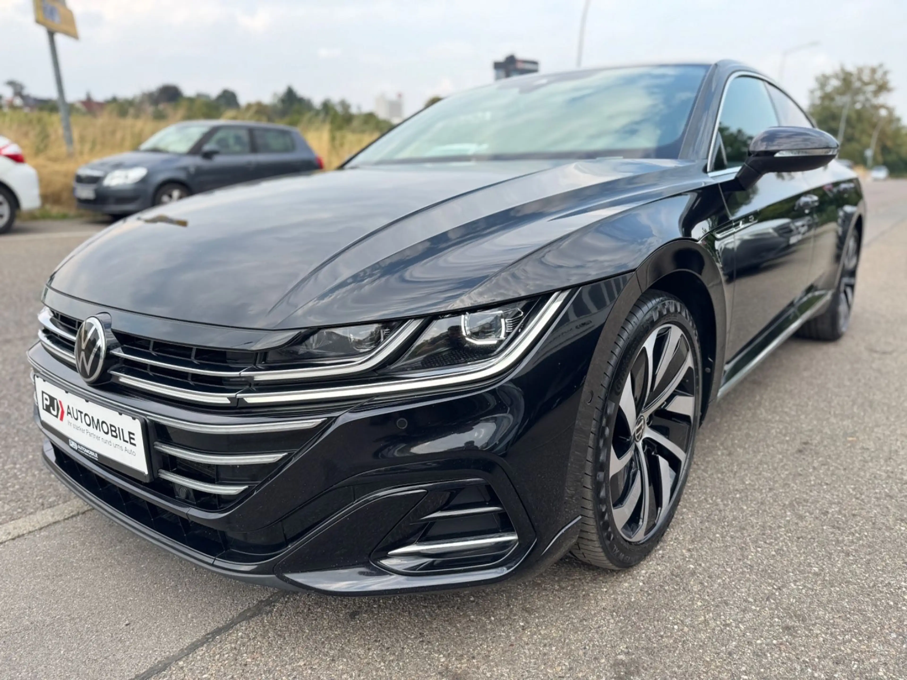 Volkswagen Arteon 2.0 TDI R-Line Navi LED Kamera ACC AHK 1. — photo 2