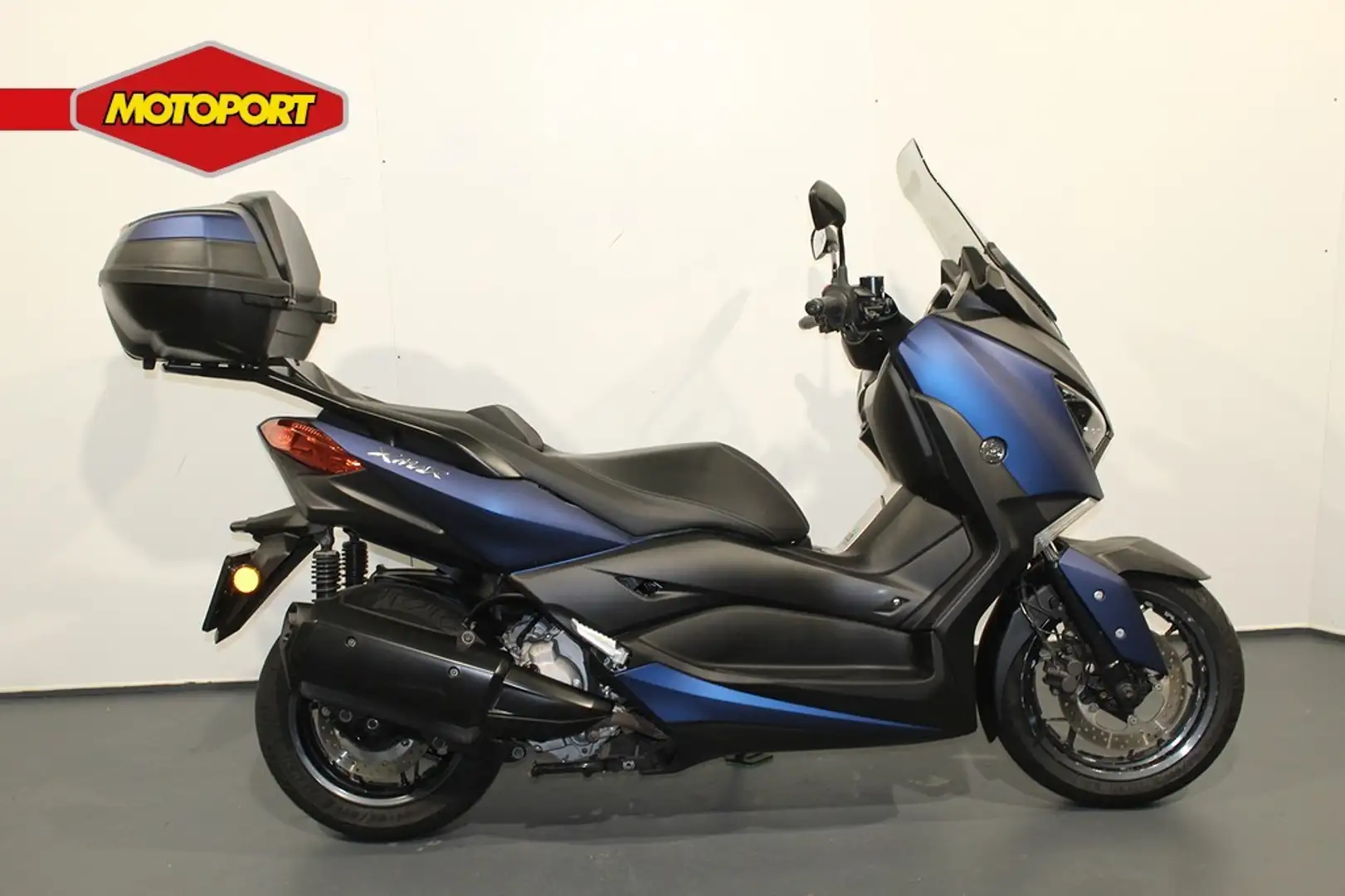 Yamaha X-Max 300 Blauw - 1