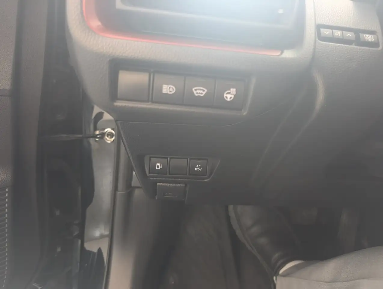 Toyota Prius Prime снимка Toyota Prius Prime