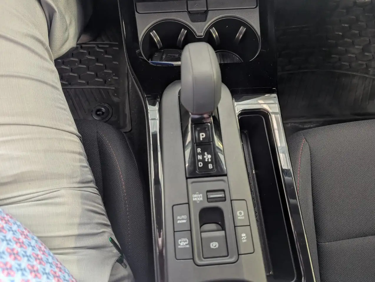 Toyota Prius Prime снимка Toyota Prius Prime