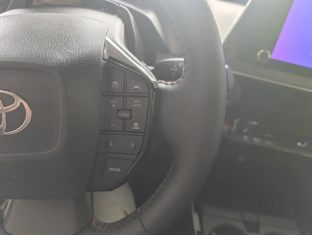 Toyota Prius Prime снимка Toyota Prius Prime