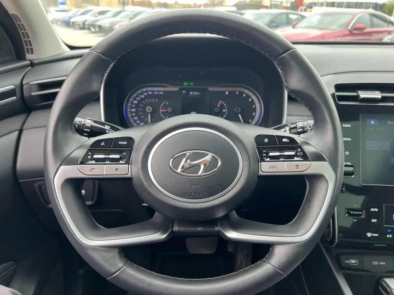 Hyundai TUCSON снимка Hyundai TUCSON