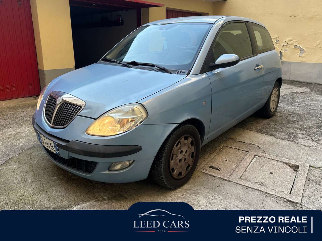 Lancia Ypsilon 1.2 8v Oro