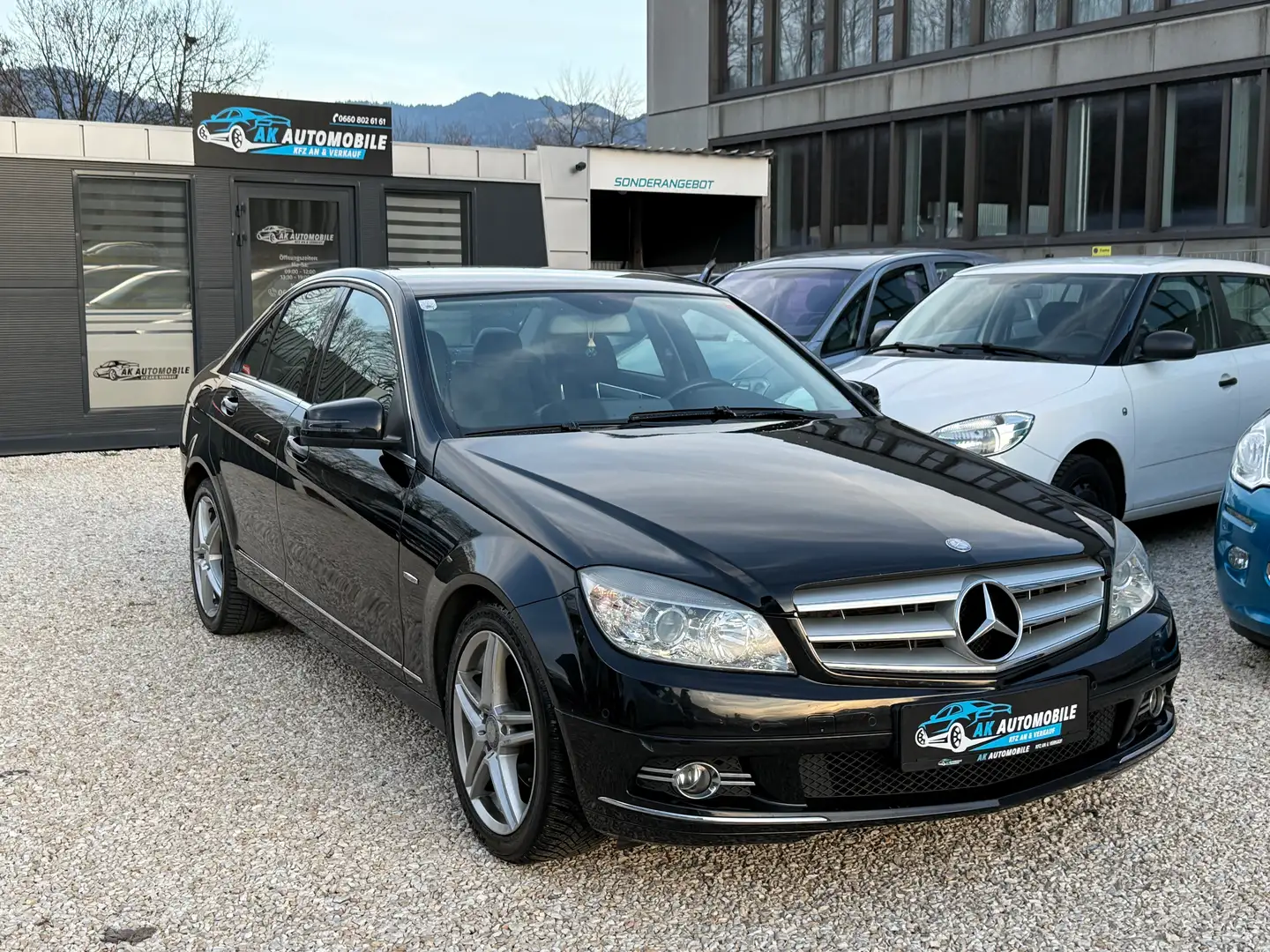 Mercedes-Benz C 180 C 180 CDI BlueEfficiency (204.000) Schwarz - 1