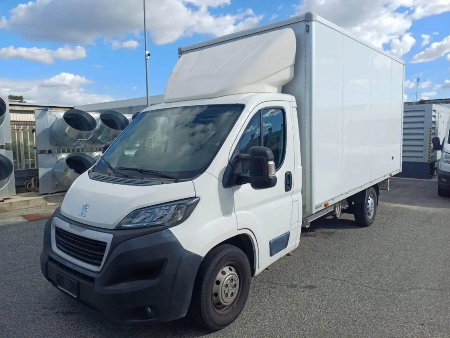 Peugeot Boxer 435 2200 BLUEHDI 140CV FURGONE CLIMA ITALIA White - 1