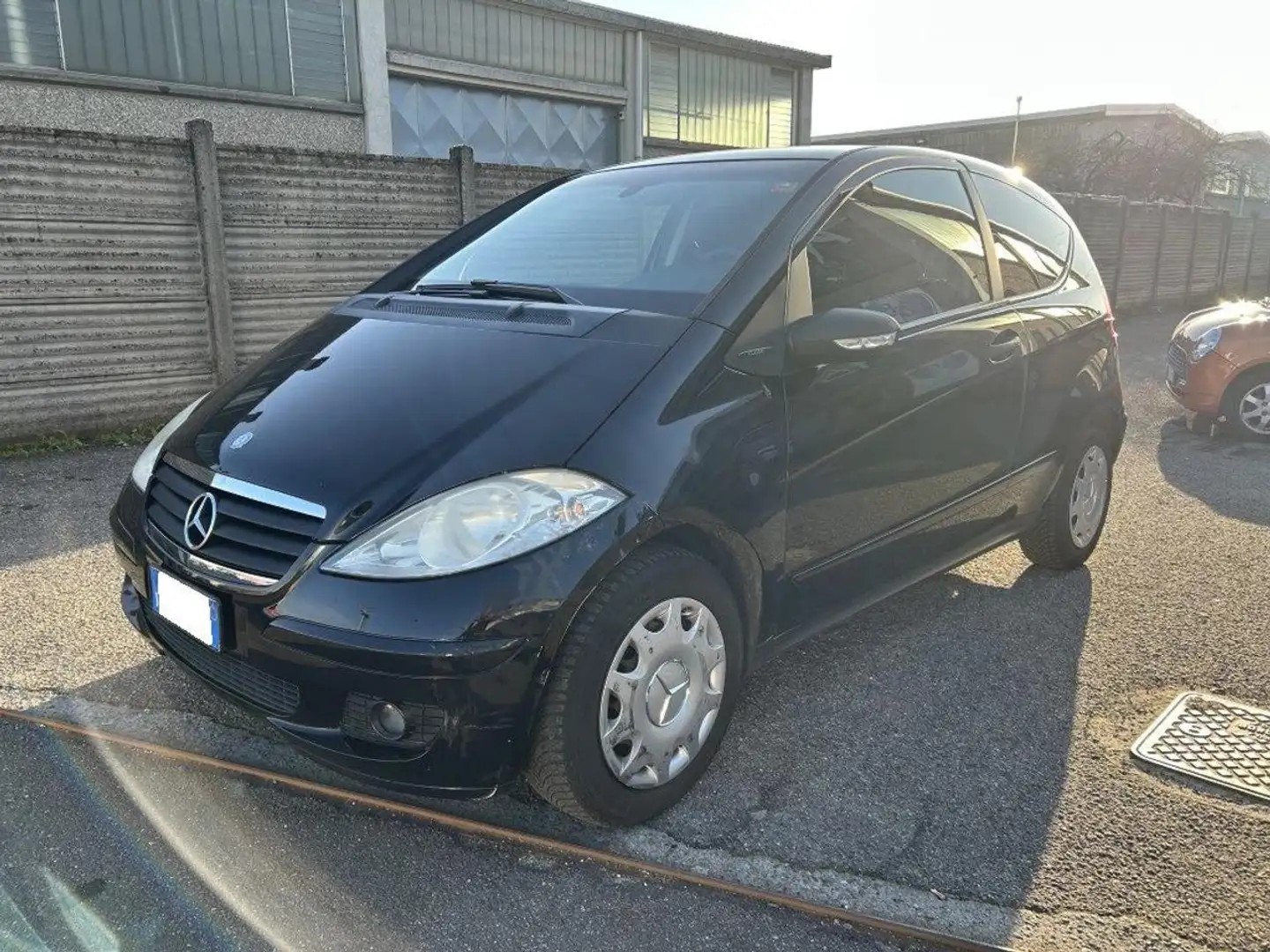 Mercedes-Benz A 150 Coupé Schwarz - 2