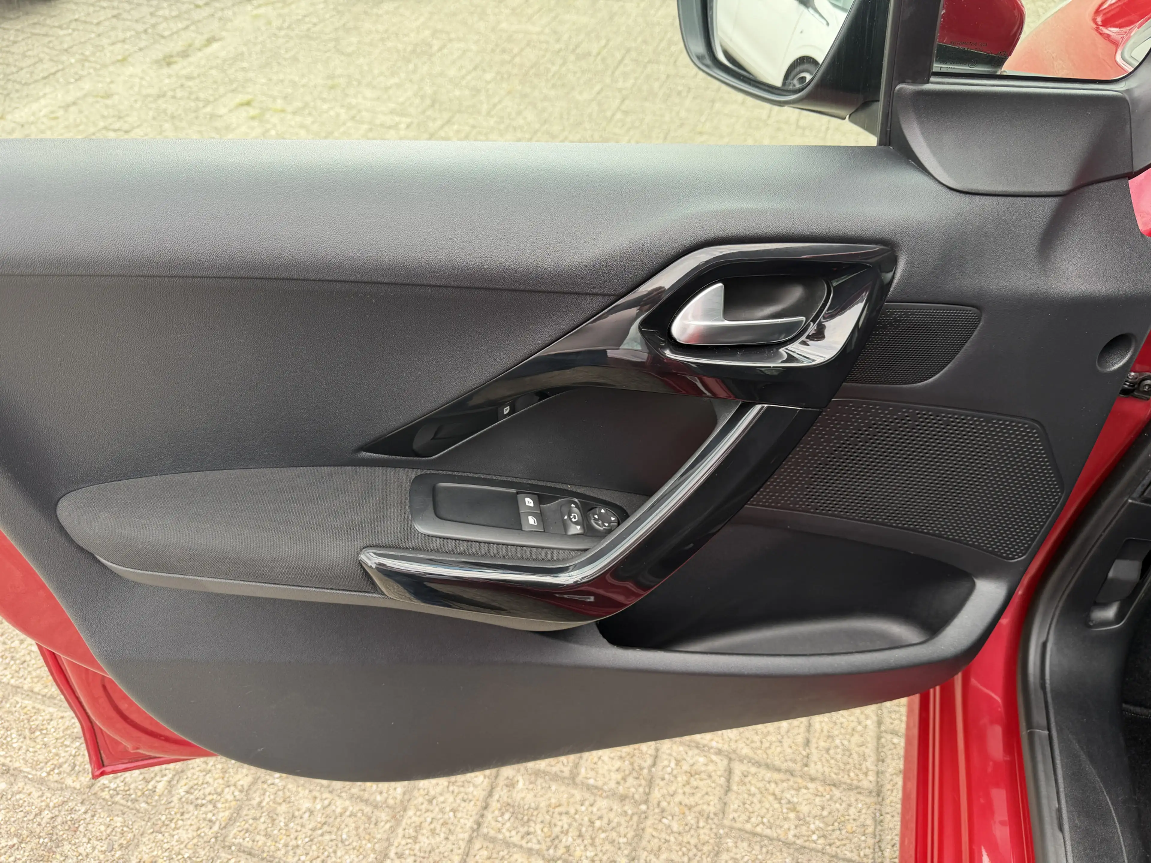 Peugeot 208 1.2 Blue Lease Executive Navi Airco Cruise Carplay — photo 13