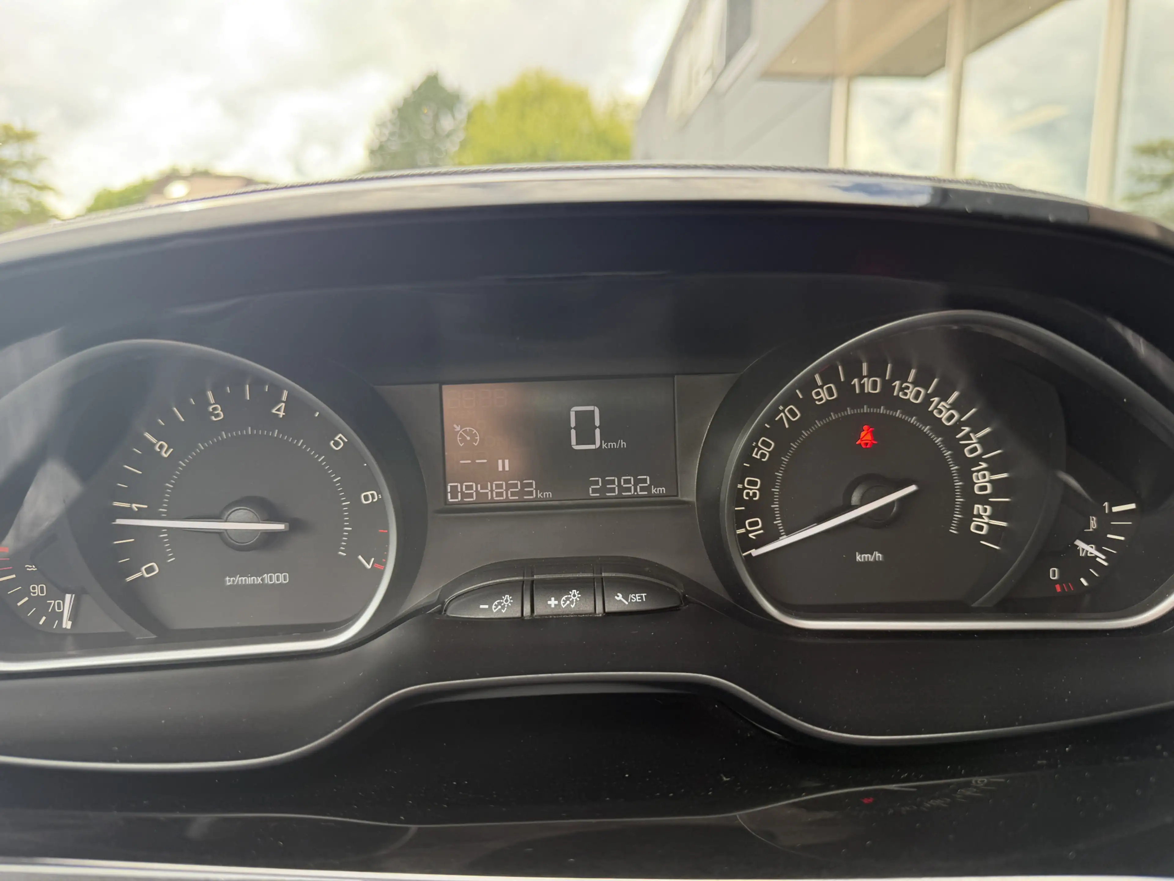 Peugeot 208 1.2 Blue Lease Executive Navi Airco Cruise Carplay — photo 6