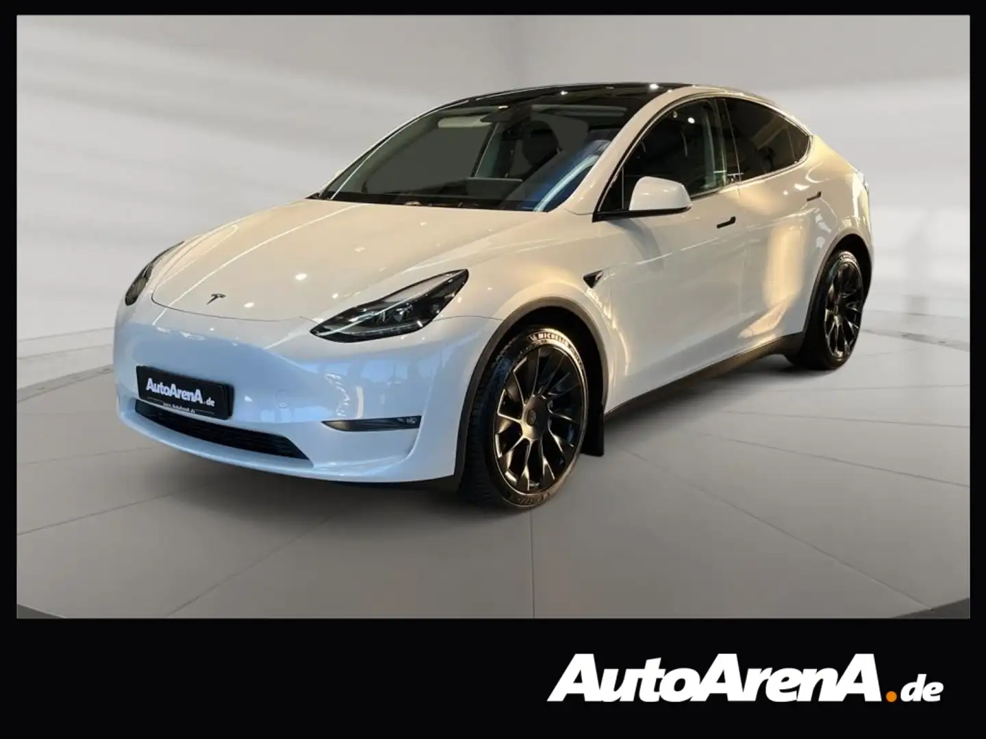 Tesla Model Y Long Range Dual AWD  +Pano+4xSHZ+LM+KAM Wit - 1