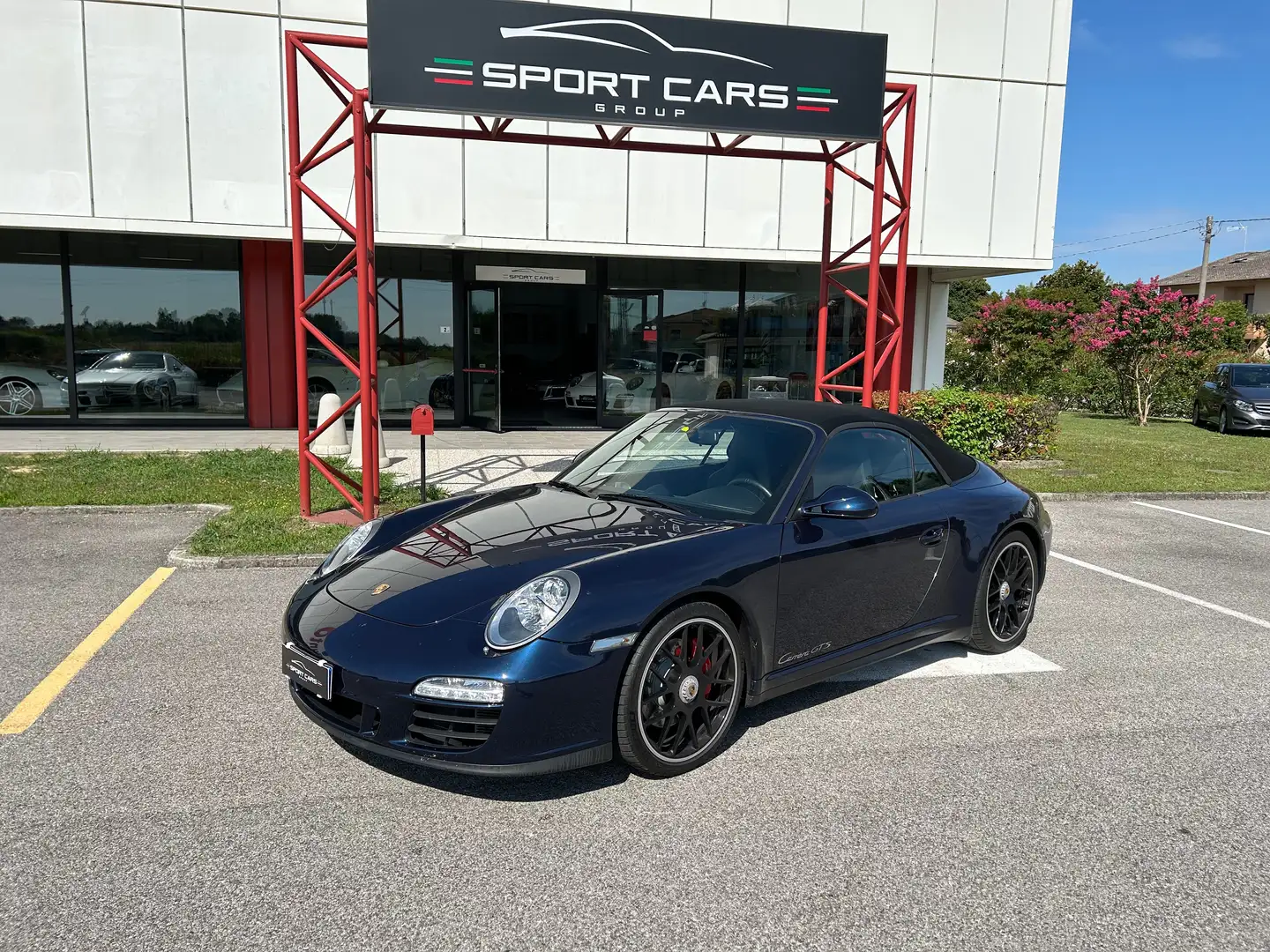 Porsche 997 GTS Cabrio Bleu - 1