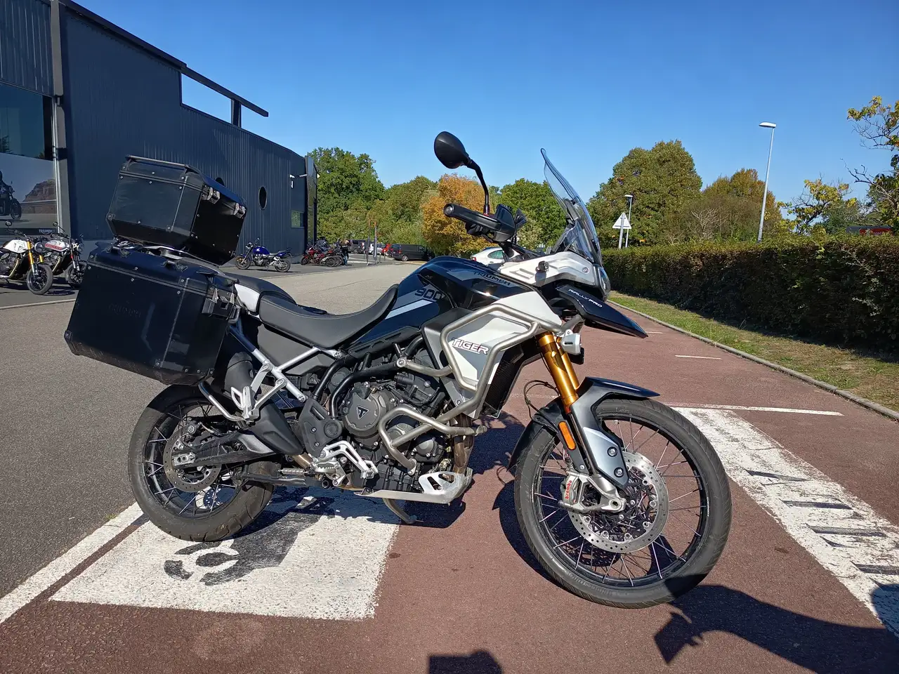Triumph Tiger 900