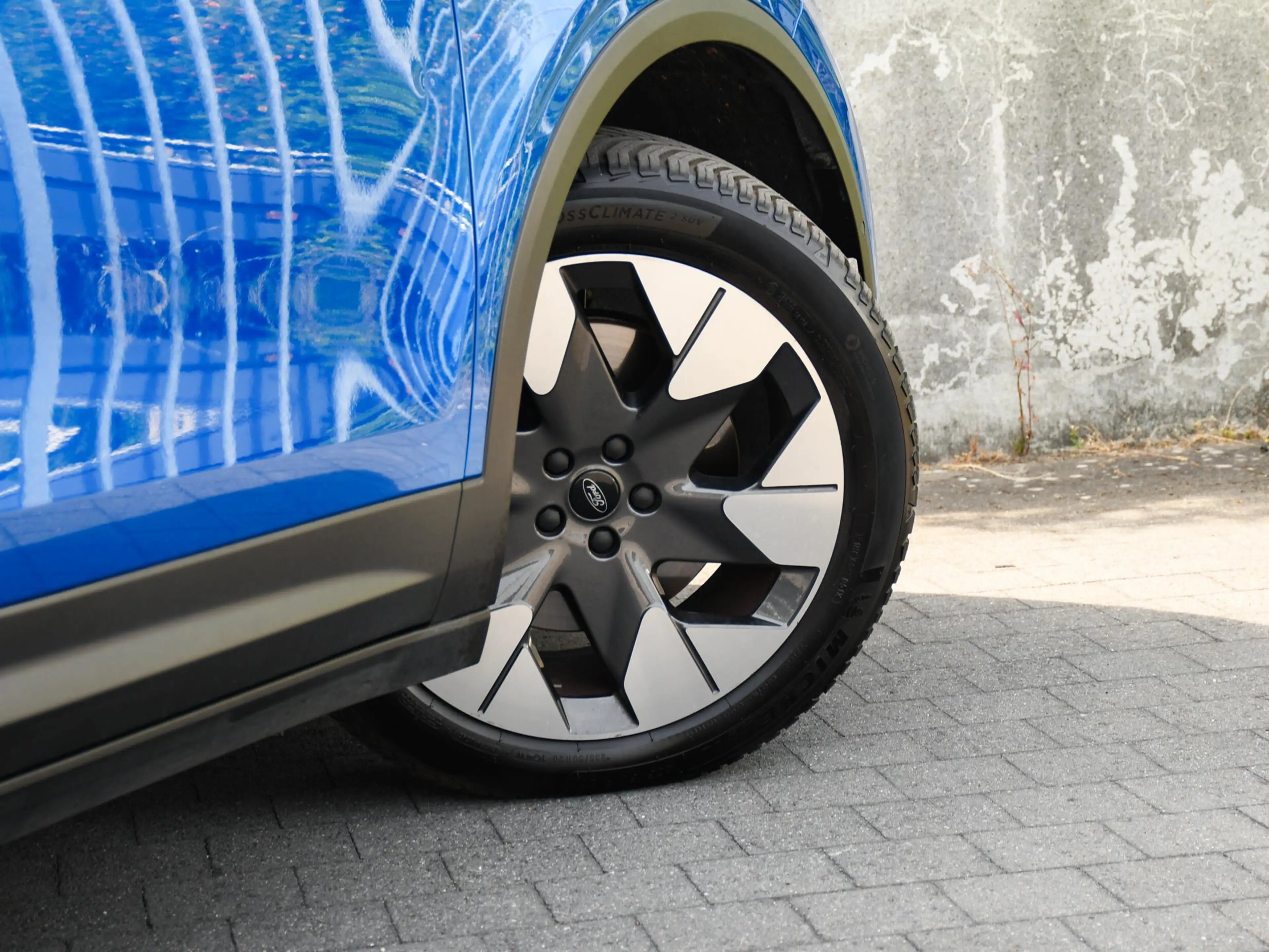 Ford Explorer Premium Extended Range 77 kWh RWD 286pk Automaat L — photo 7