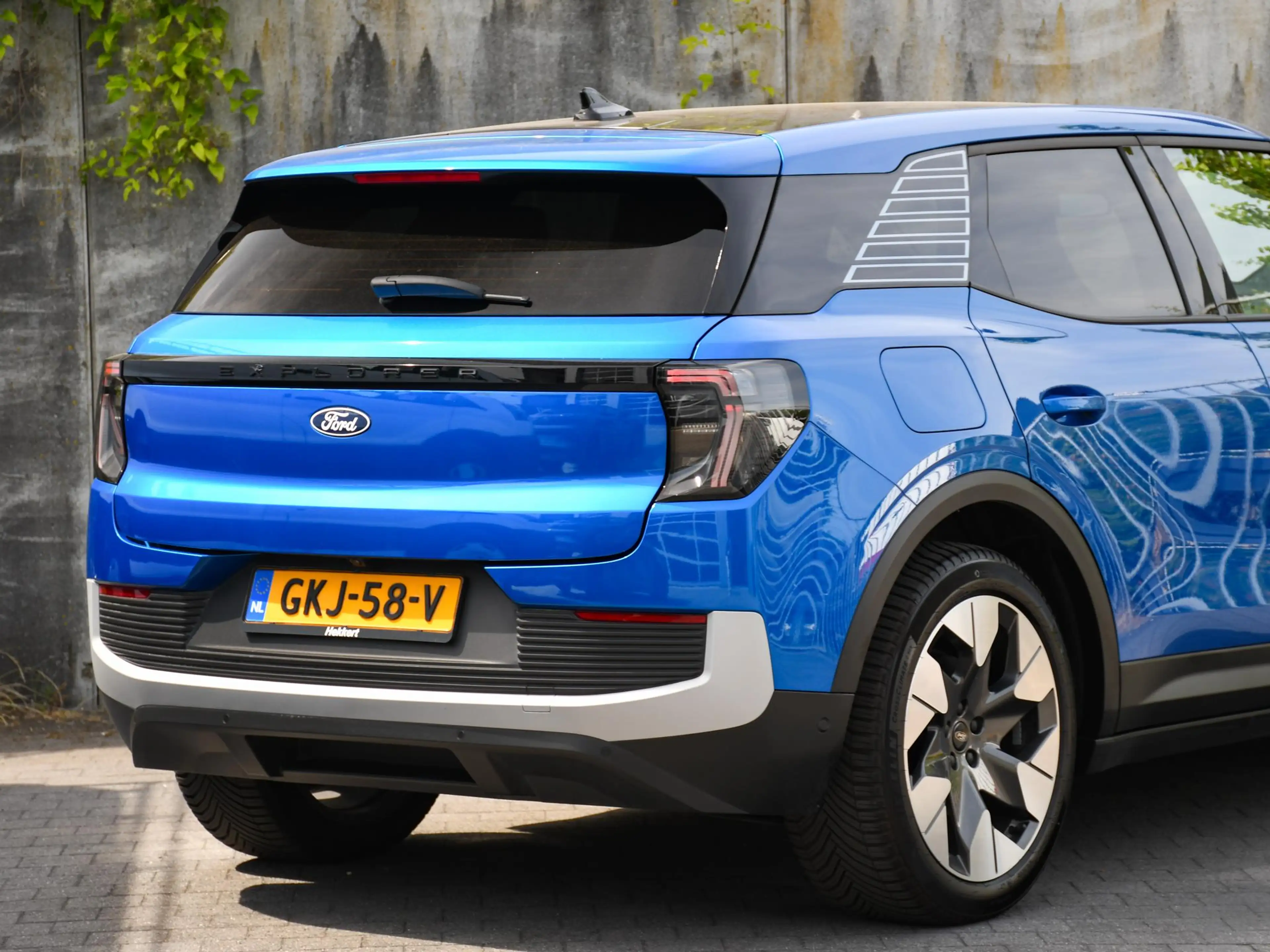 Ford Explorer Premium Extended Range 77 kWh RWD 286pk Automaat L — photo 6