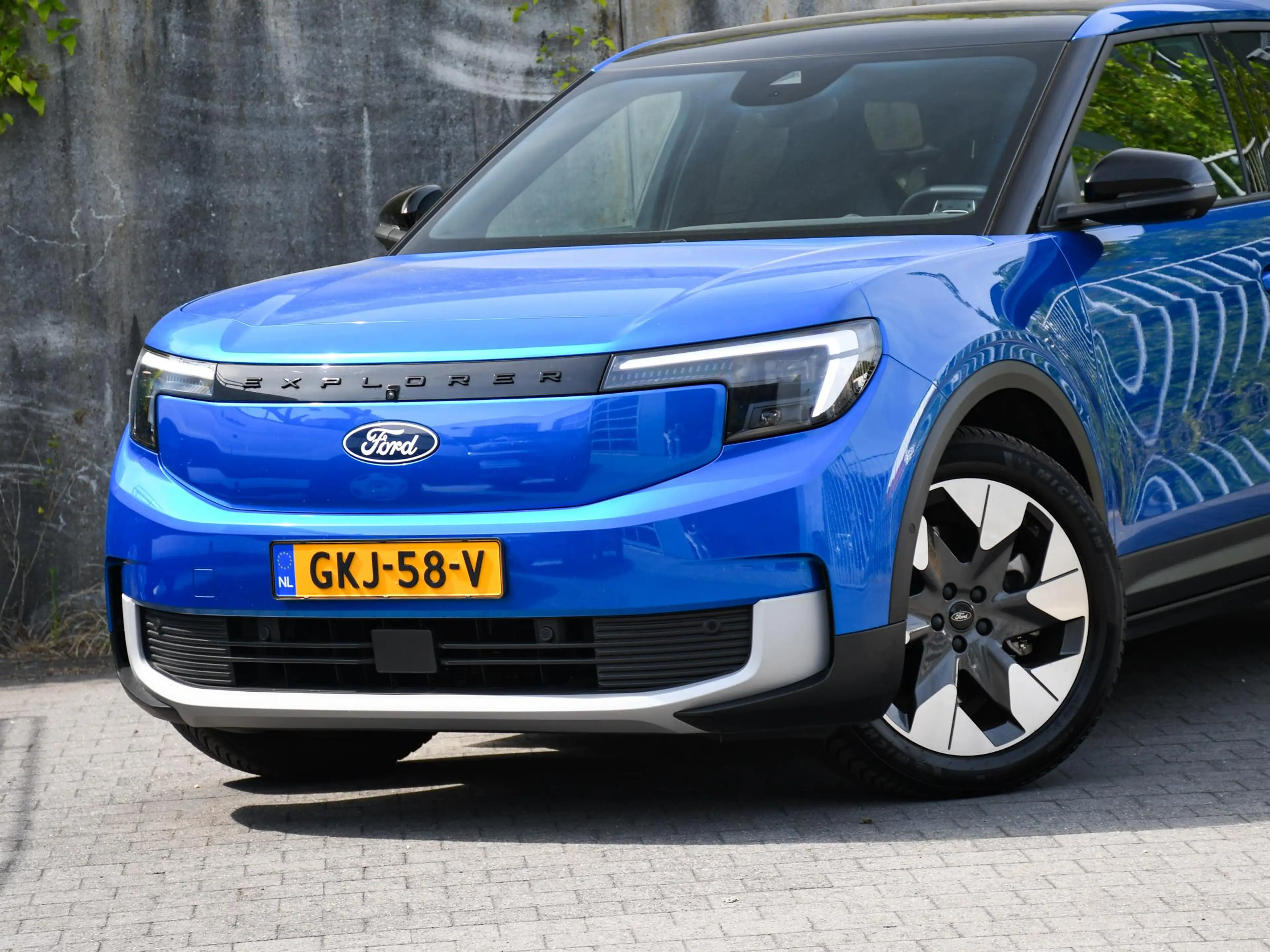 Ford Explorer Premium Extended Range 77 kWh RWD 286pk Automaat L — photo 2