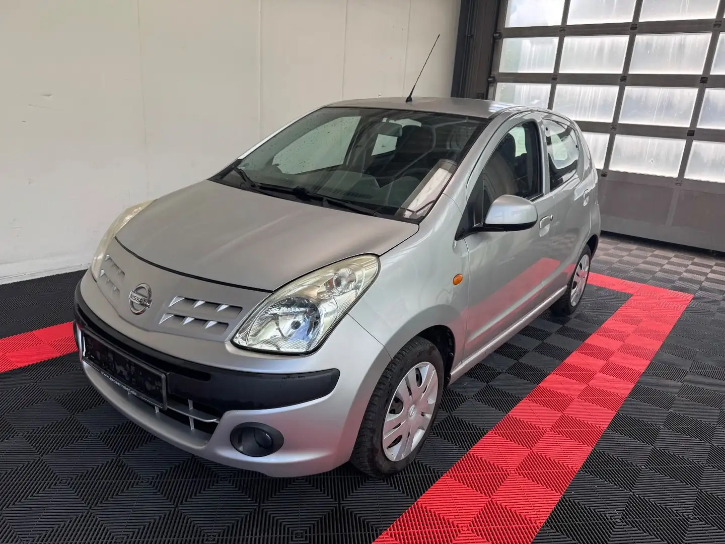 Nissan Pixo 1.0l acenta Silber - 2