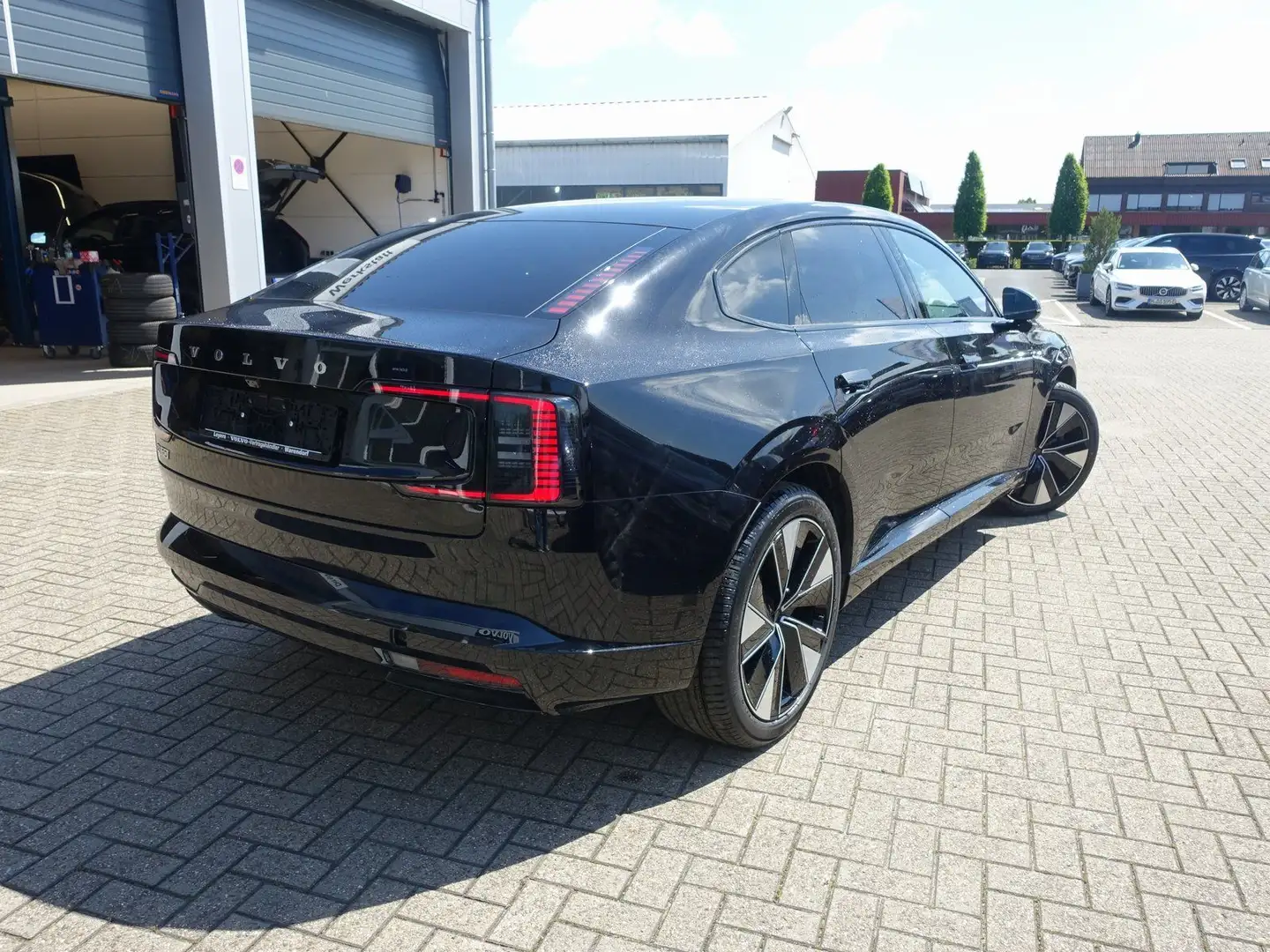 Volvo ES90 Single Motor Extended Range Plus/BOSE/Pano Schwarz - 2