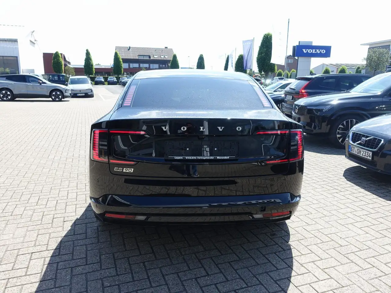 Volvo ES90 2026