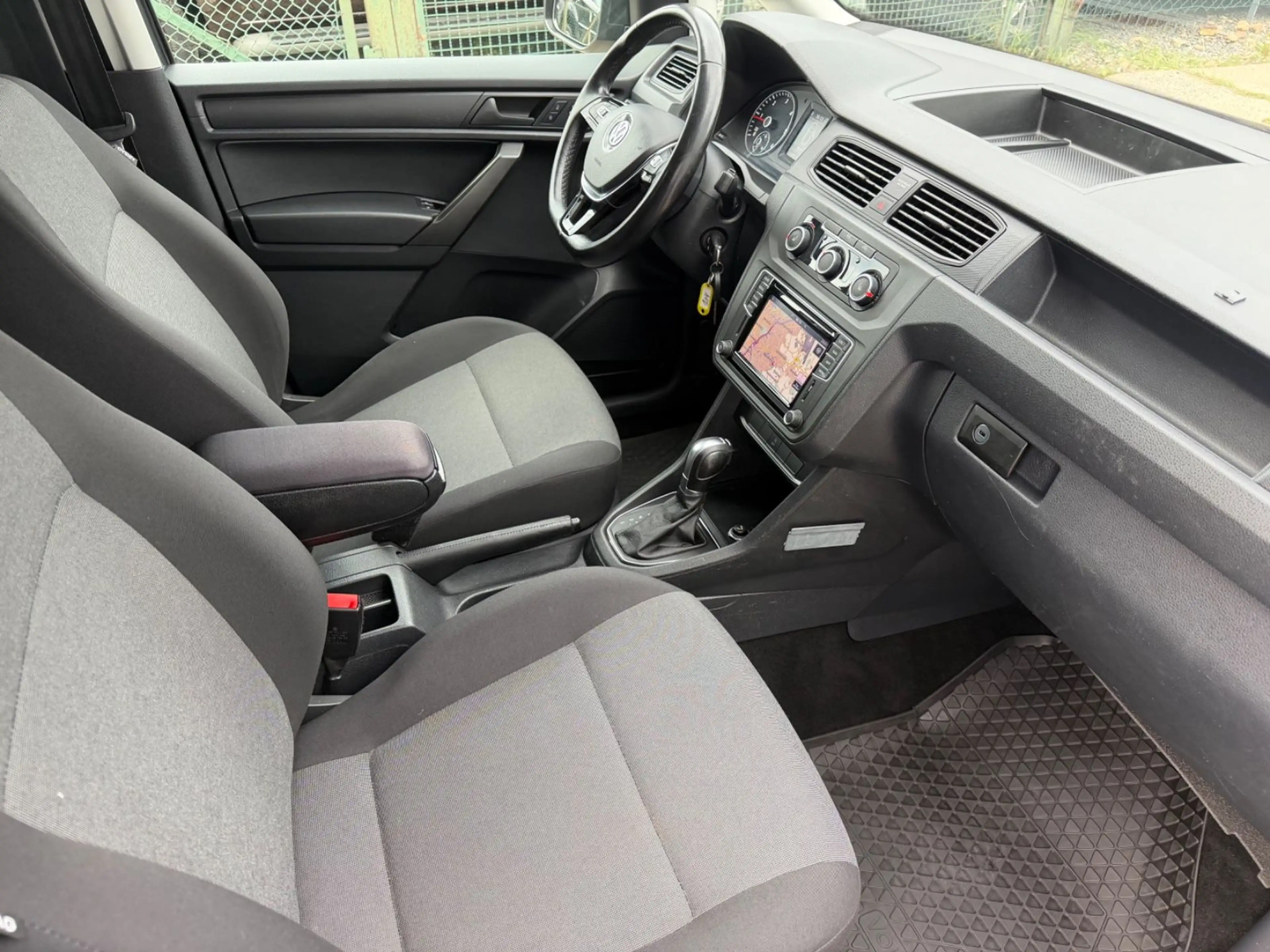 Volkswagen Caddy *TOP AUSSTATTUNG*NAVI*AHK*SCHECKHEFT — photo 14