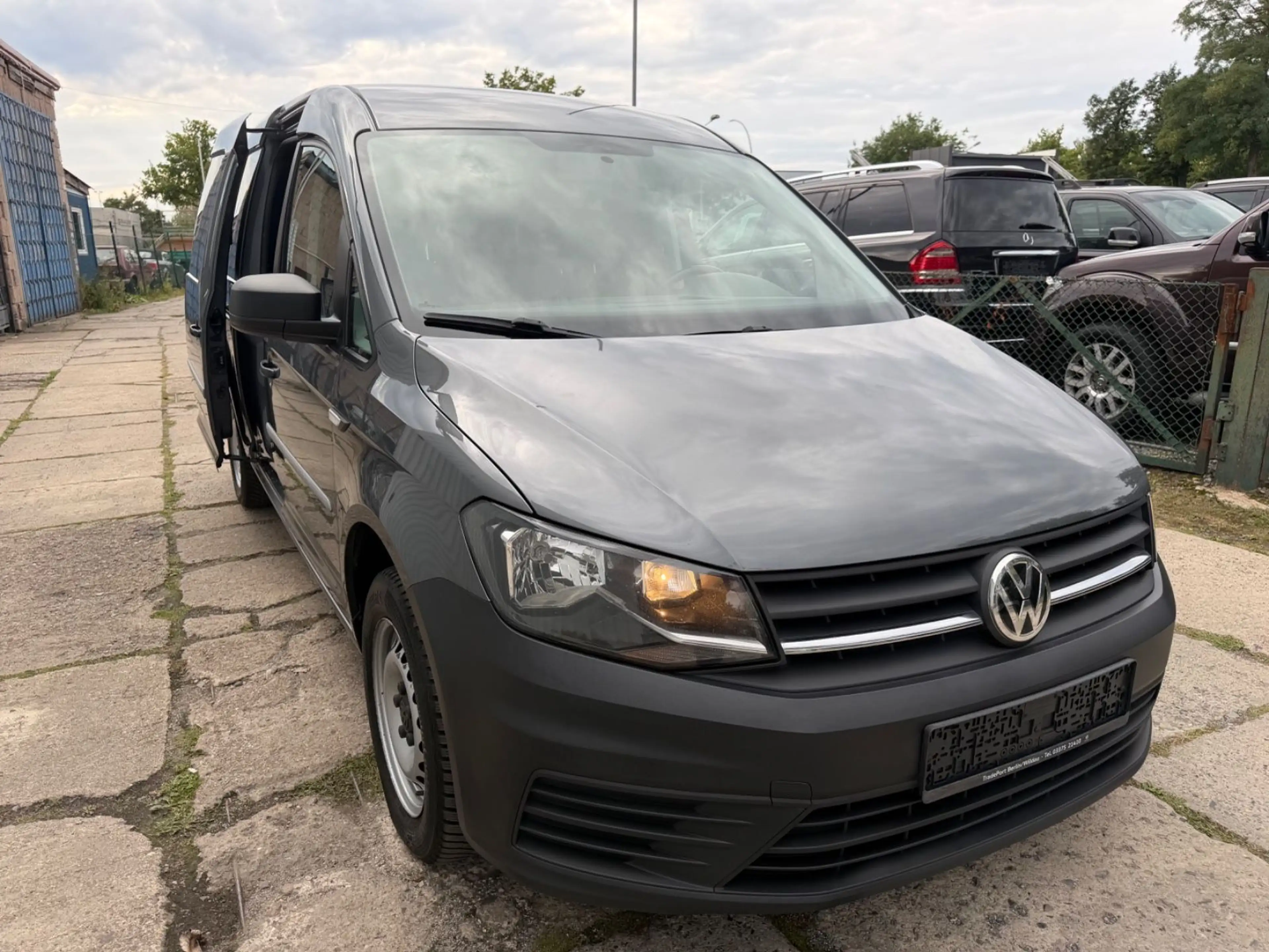 Volkswagen Caddy *TOP AUSSTATTUNG*NAVI*AHK*SCHECKHEFT — photo 9