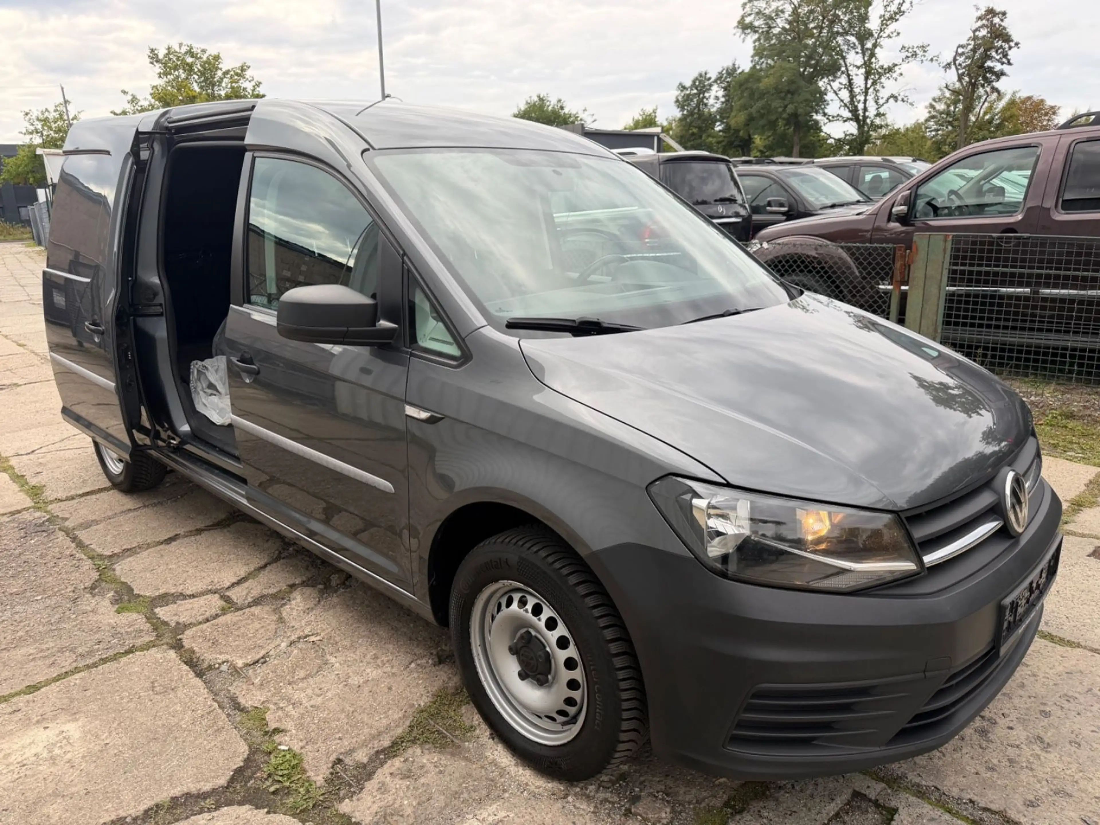 Volkswagen Caddy *TOP AUSSTATTUNG*NAVI*AHK*SCHECKHEFT — photo 10