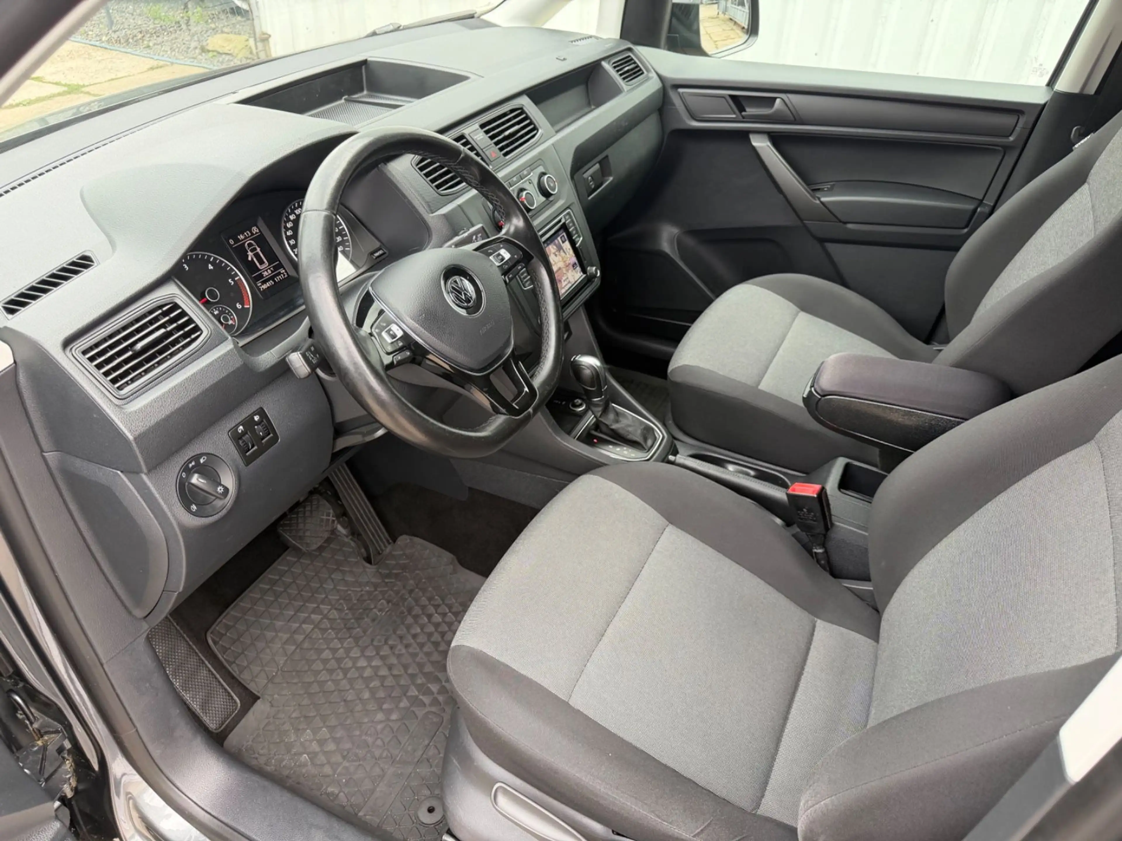 Volkswagen Caddy *TOP AUSSTATTUNG*NAVI*AHK*SCHECKHEFT — photo 13