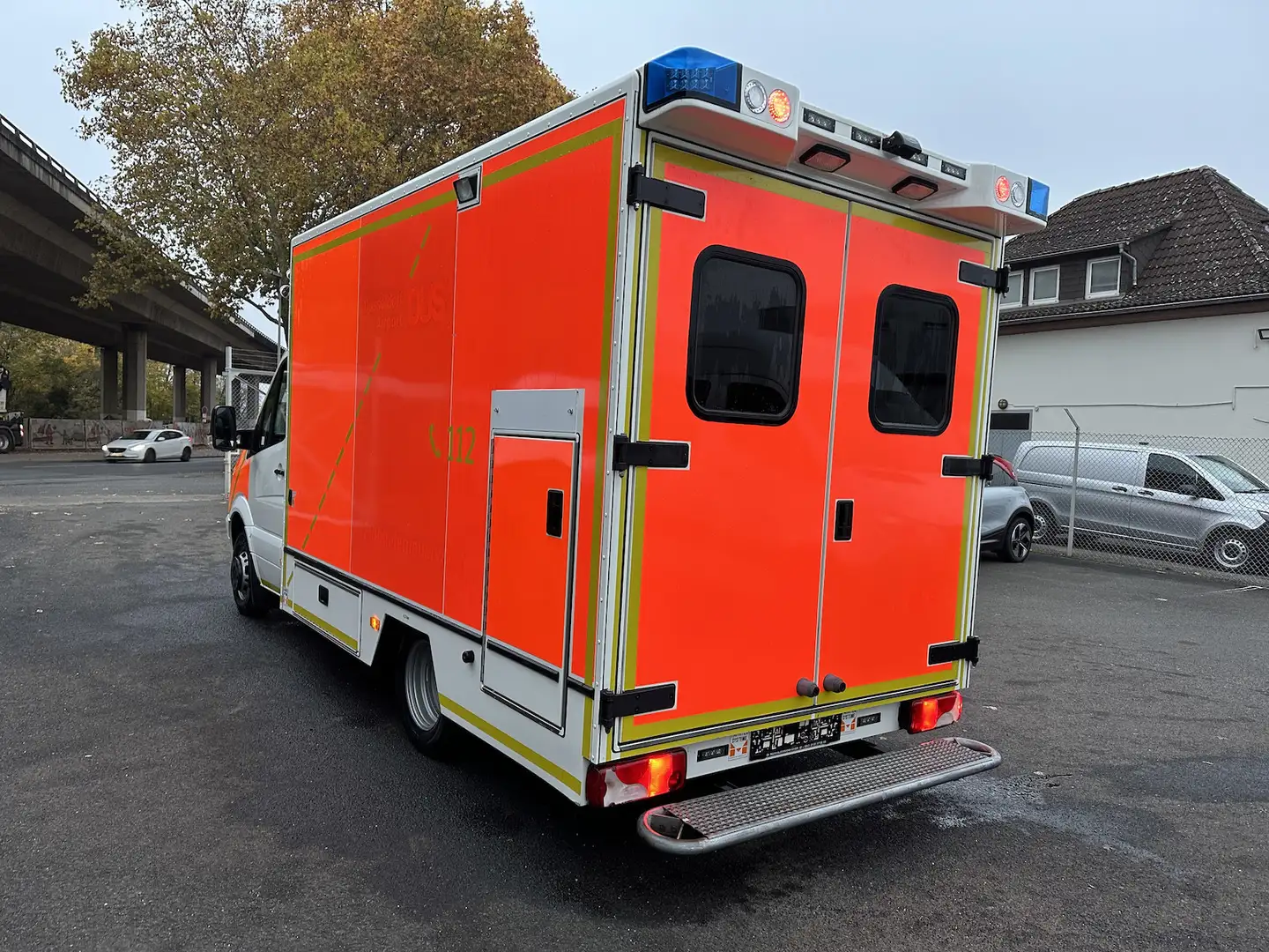 Mercedes-Benz Sprinter 519 CDI Rettungswagen Top Ausst V6 3,0 lt Wit - 2