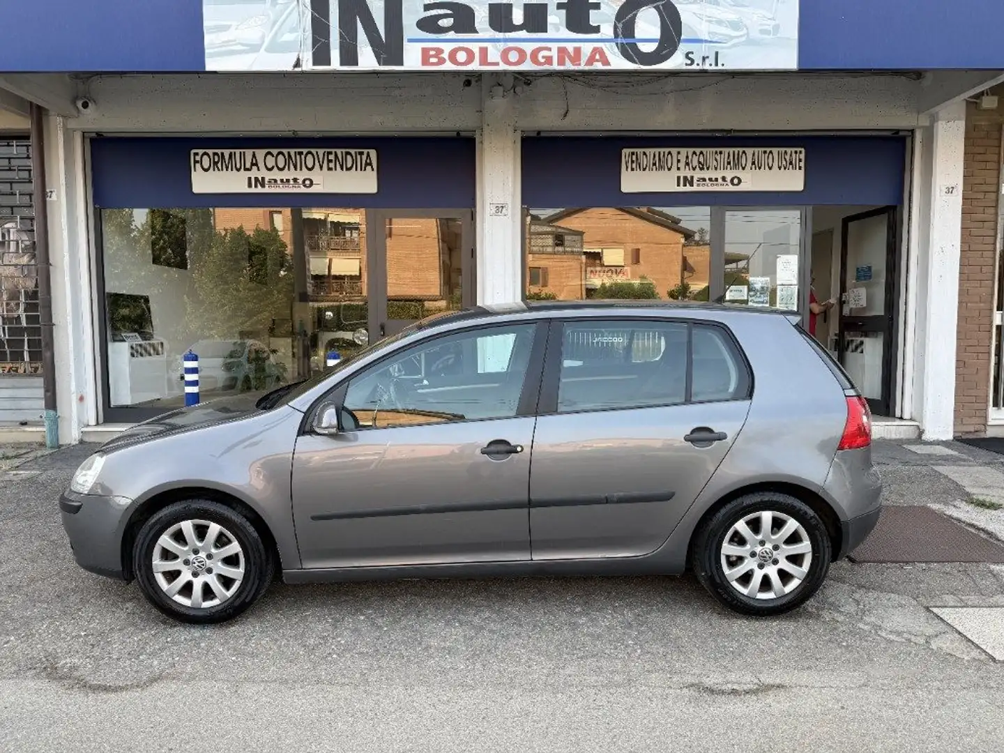 Volkswagen Golf 1.6 5p. Comfortline BiFuel G sport GPL Gris - 2