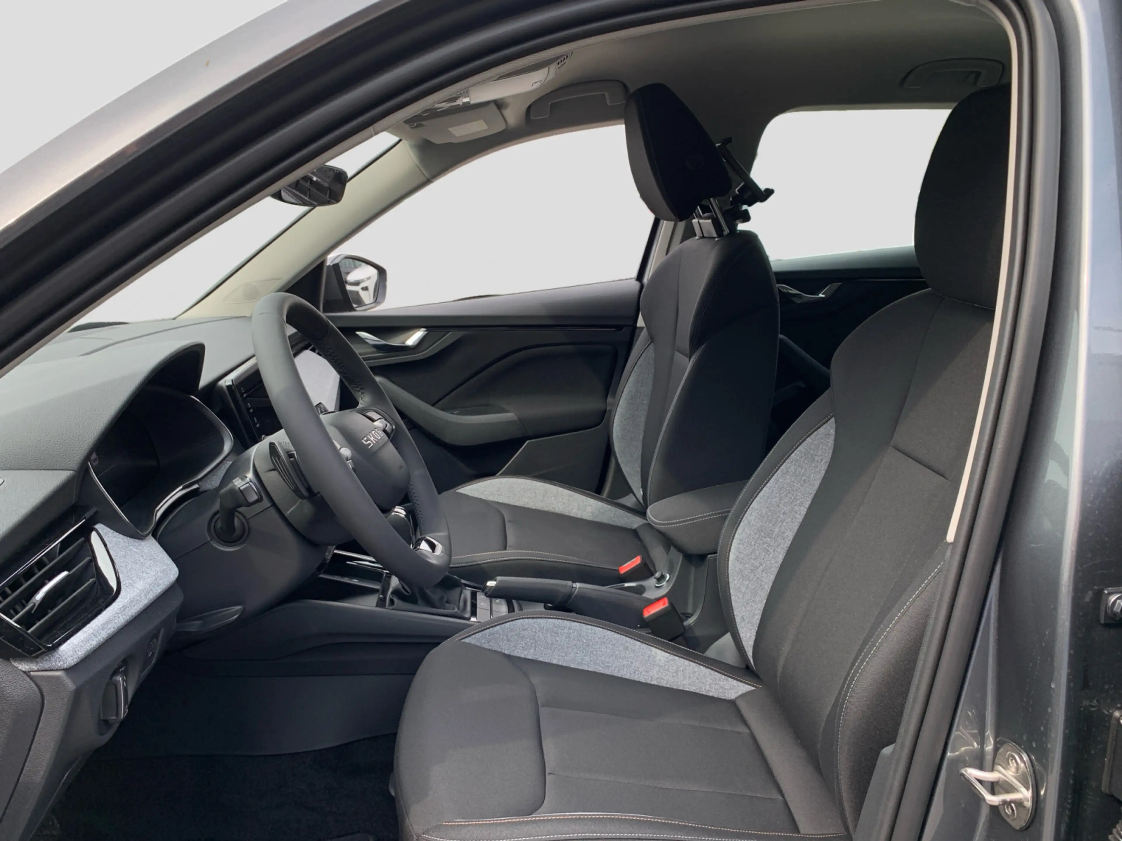 Skoda Kamiq Selection 1,5 TSI 110 KW 7-Gang-DSG — photo 10