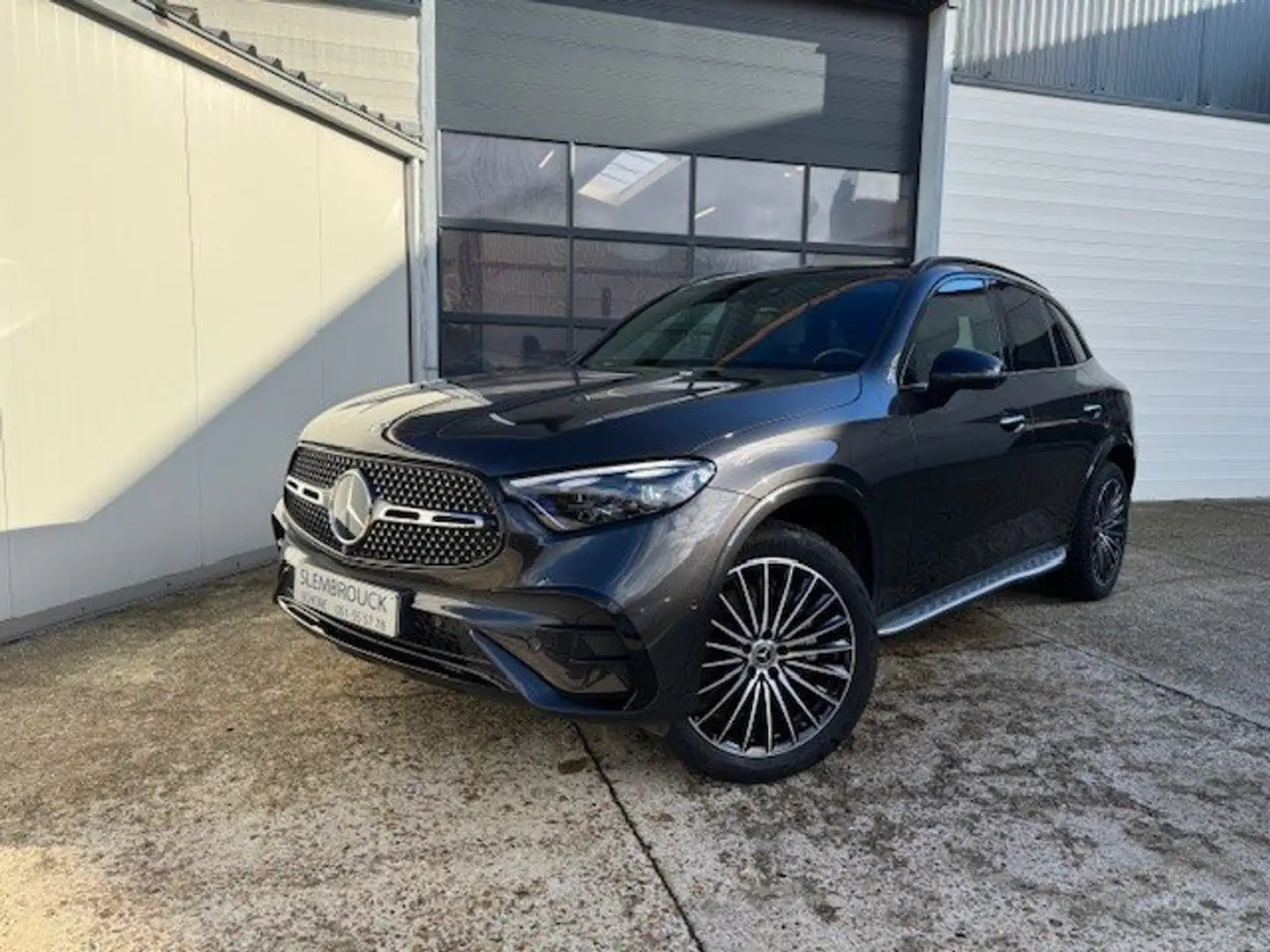 Mercedes-Benz GLC 400 e hybrid AMG night head-up leder 360 Pano distroni Noir - 1