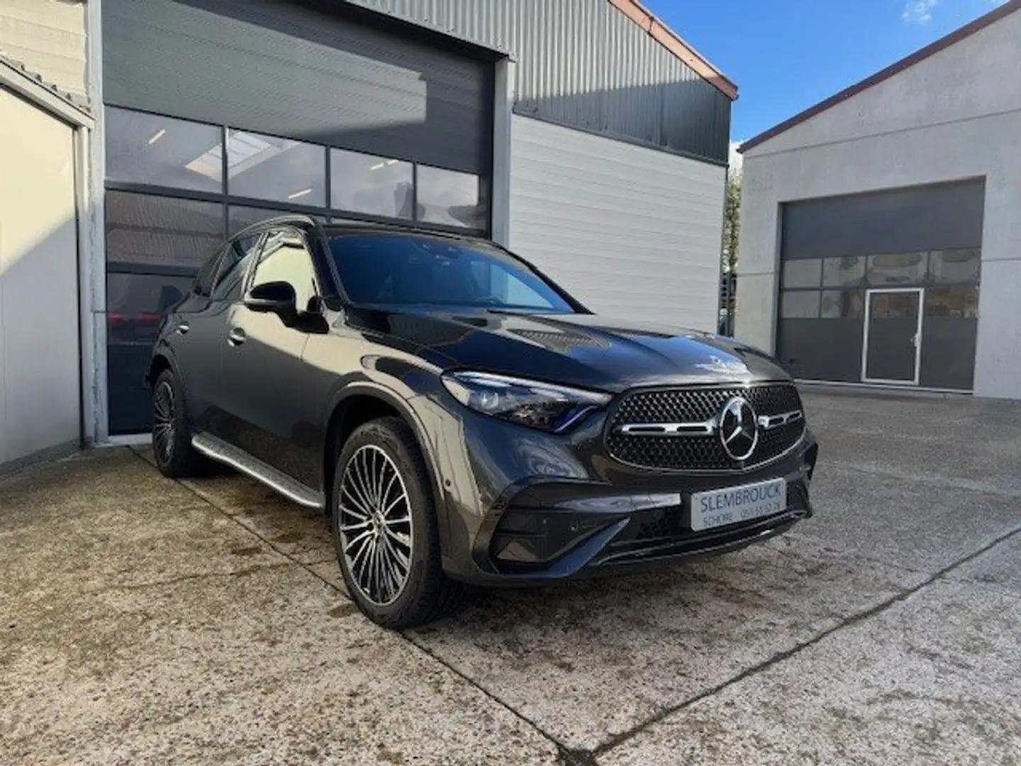 Mercedes-Benz GLC 400 e hybrid AMG night head-up leder 360 Pano distroni Noir - 2