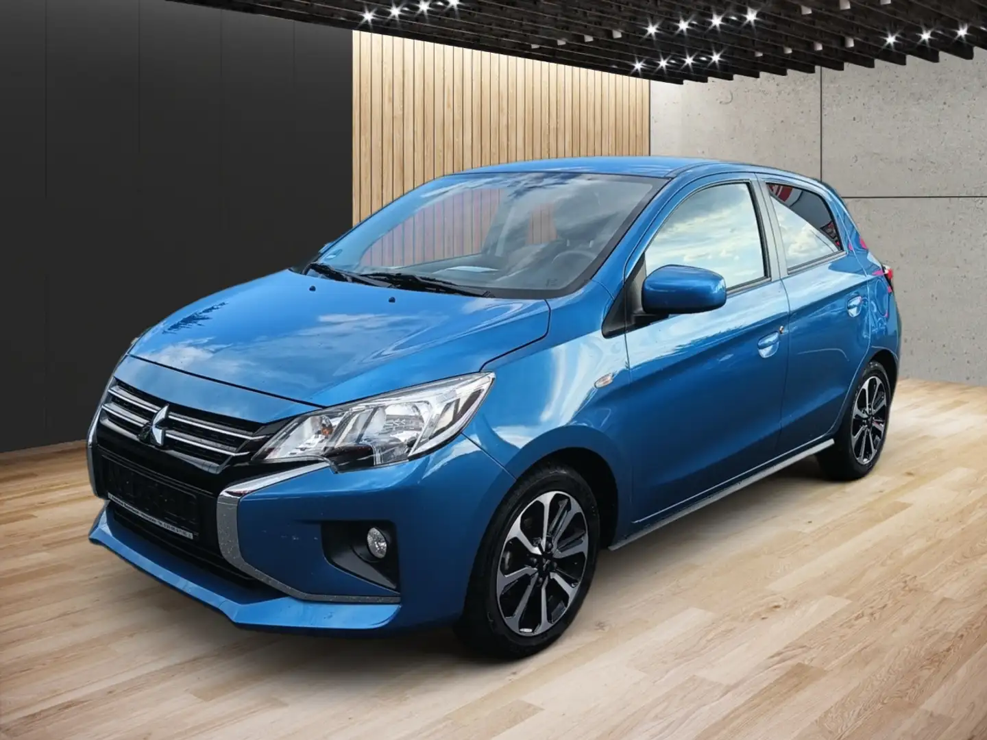 Mitsubishi Space Star Spirit+ 1.2 MIVEC ClearTec 5-Gang Azul - 1