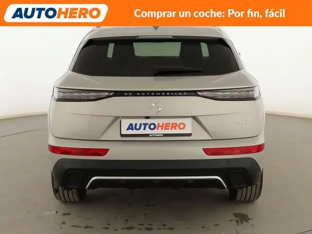 DS Automobiles DS 7 Crossback view 5