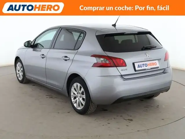 Peugeot 308 view 4
