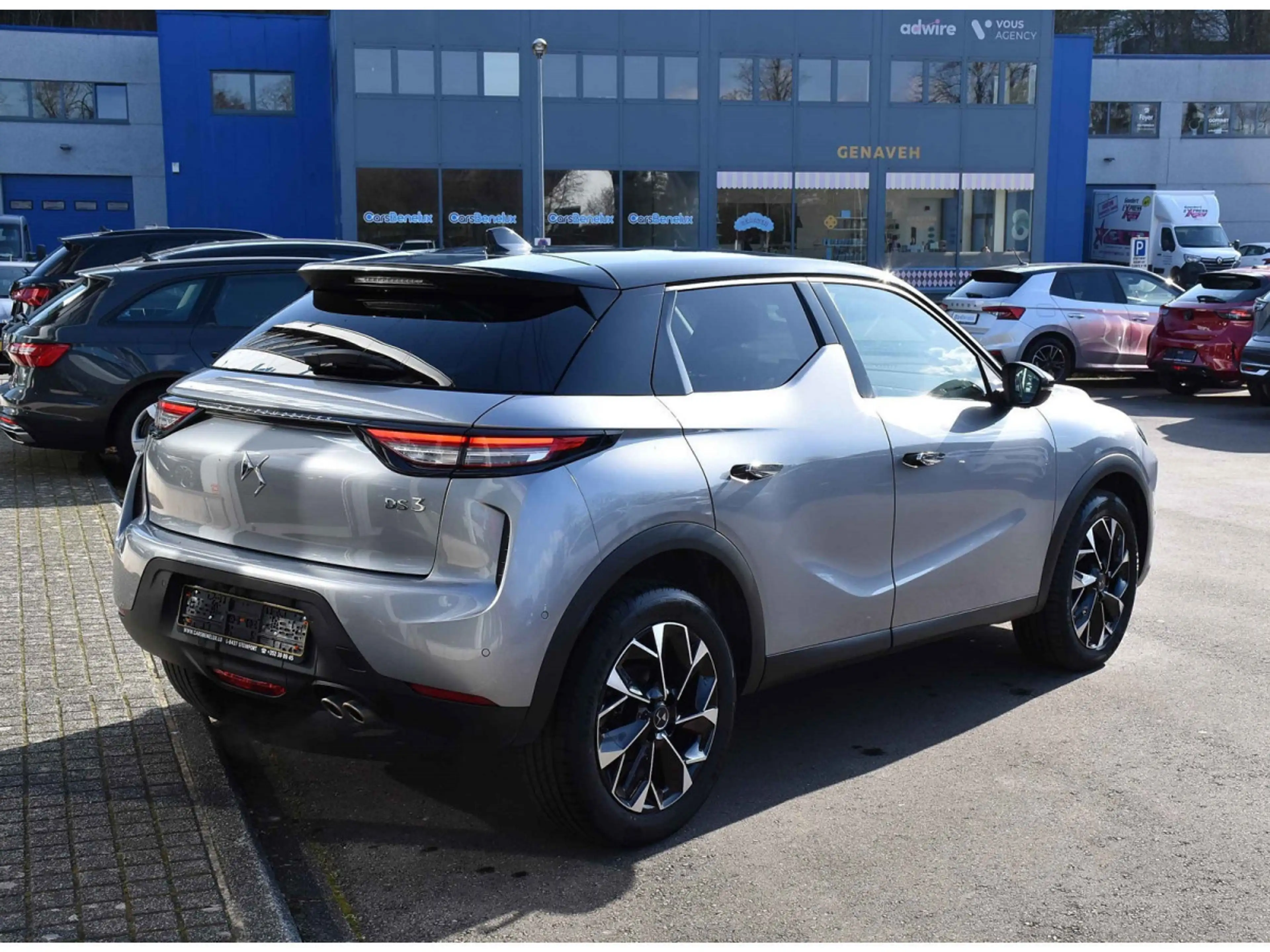 DS Automobiles DS 3 1.2 PureTech EAT8 Rivoli CUIR GPS CAM LANE SIDE — photo 4