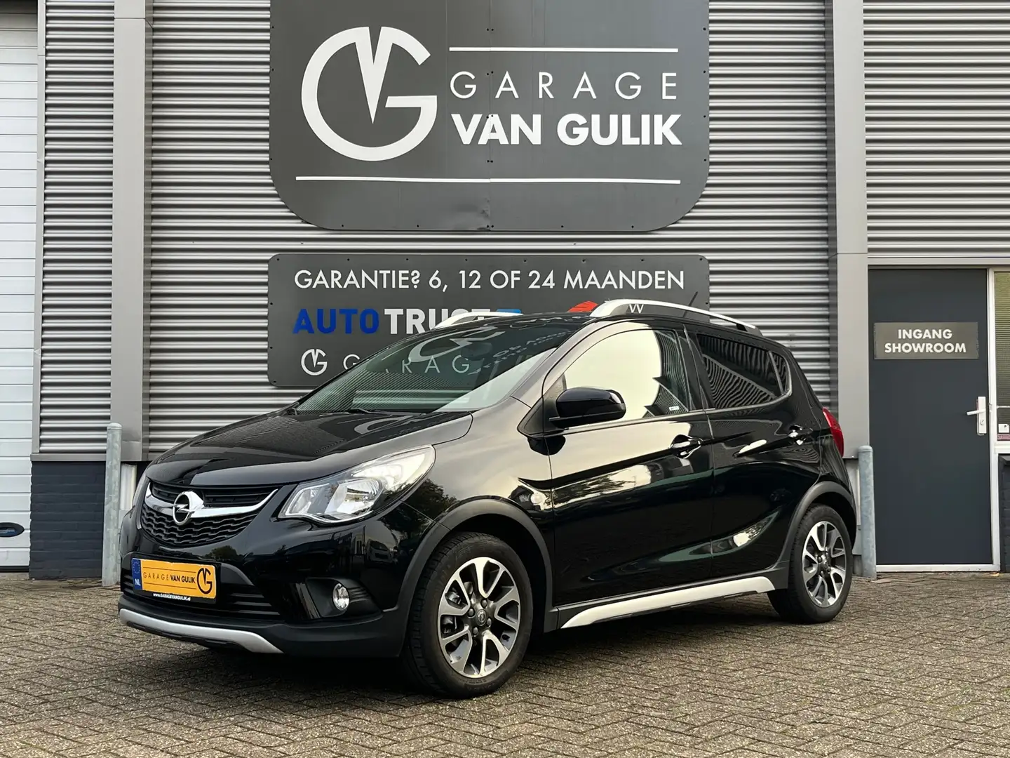 Opel Karl 1.0 Rocks Online Edition 75PK Trekhaak,Navi,Clima, Zwart - 1