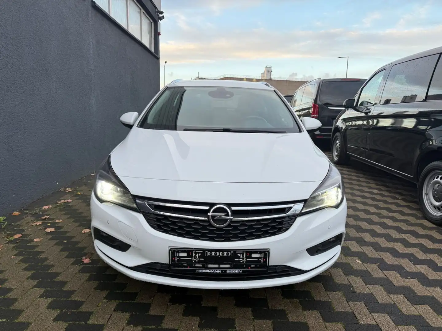 Opel Astra K Sports Tourer Innovation Leder Navi RFK Weiß - 2