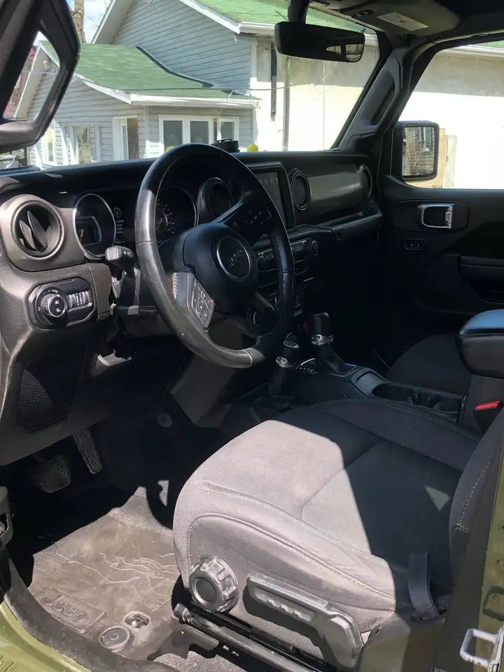 Jeep Gladiator снимка Jeep Gladiator