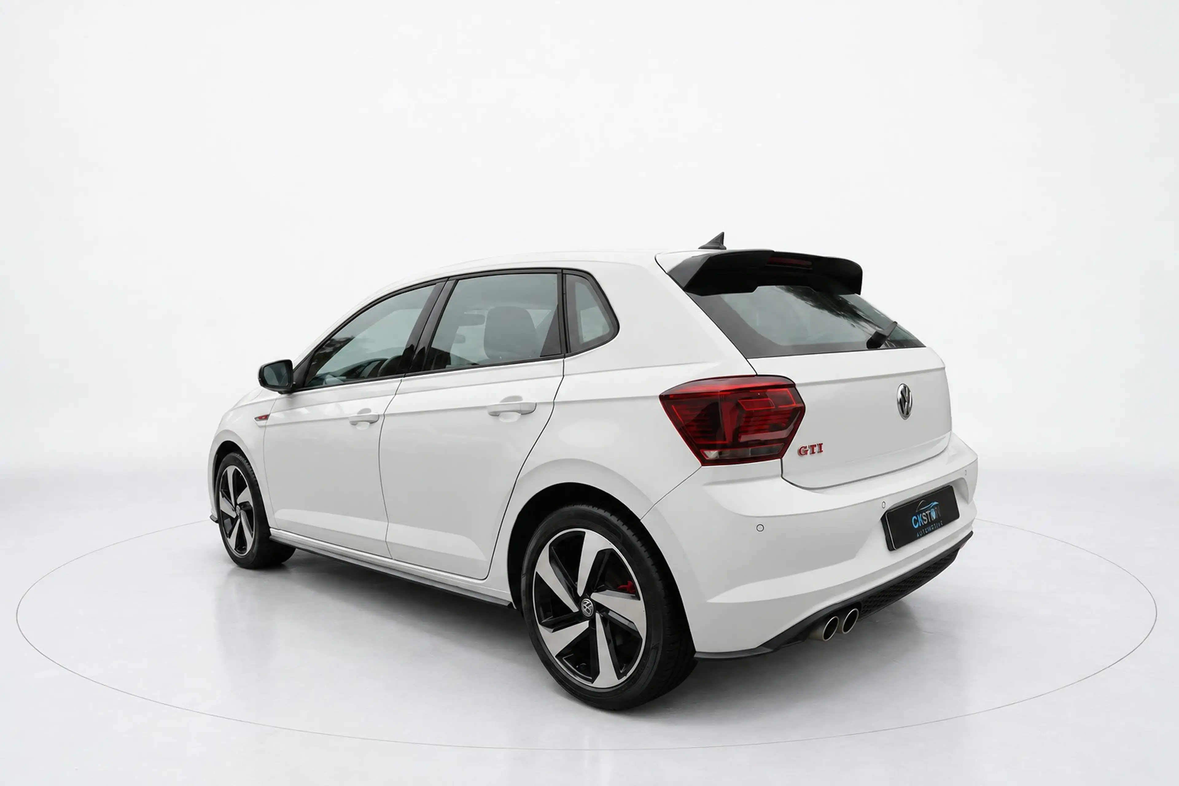 Volkswagen Polo GTI 2.0 TSI VIRTUAL KEYLESS BEATS CAMERA — photo 13